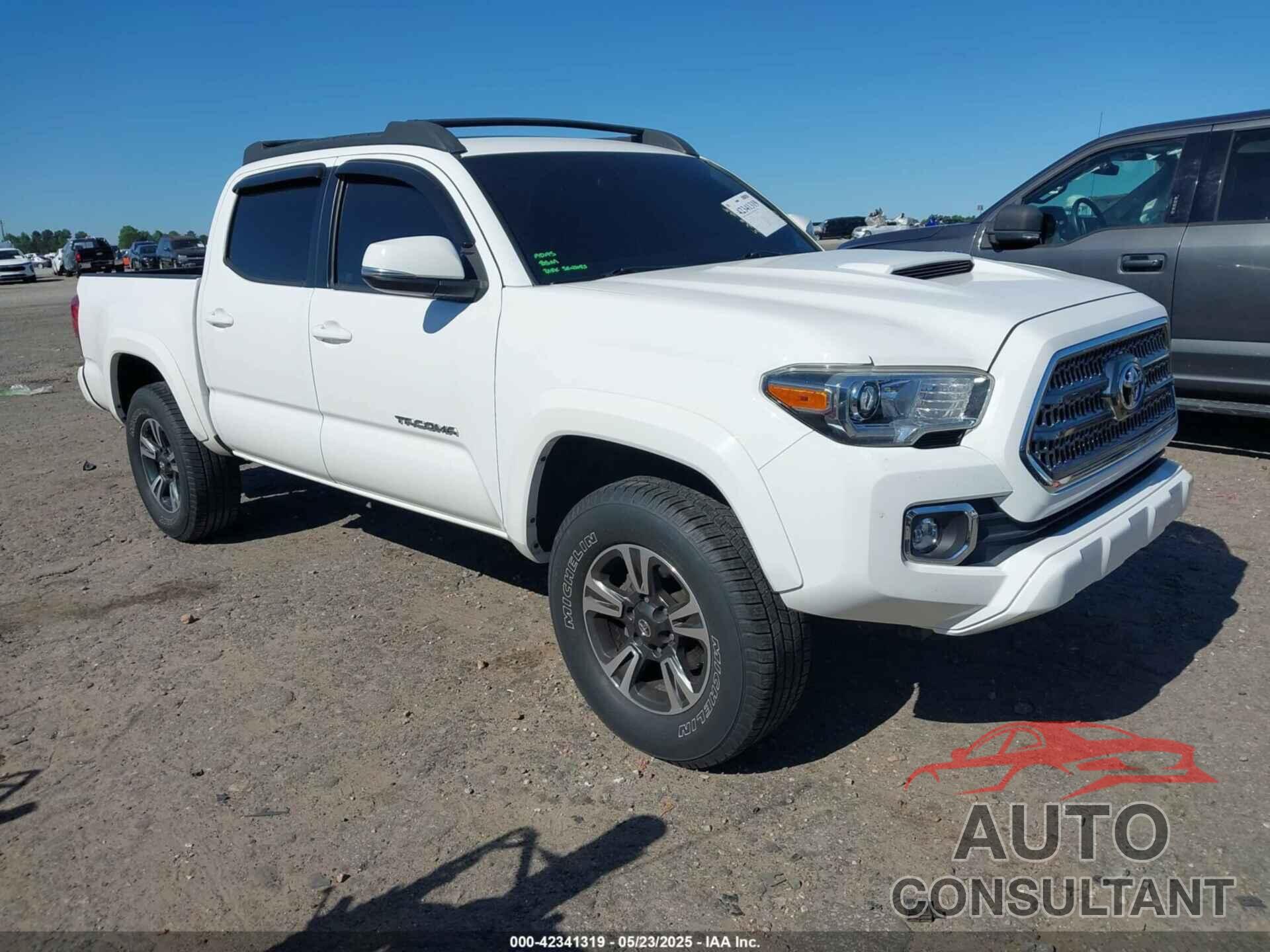 TOYOTA TACOMA 2017 - 5TFCZ5AN1HX121942