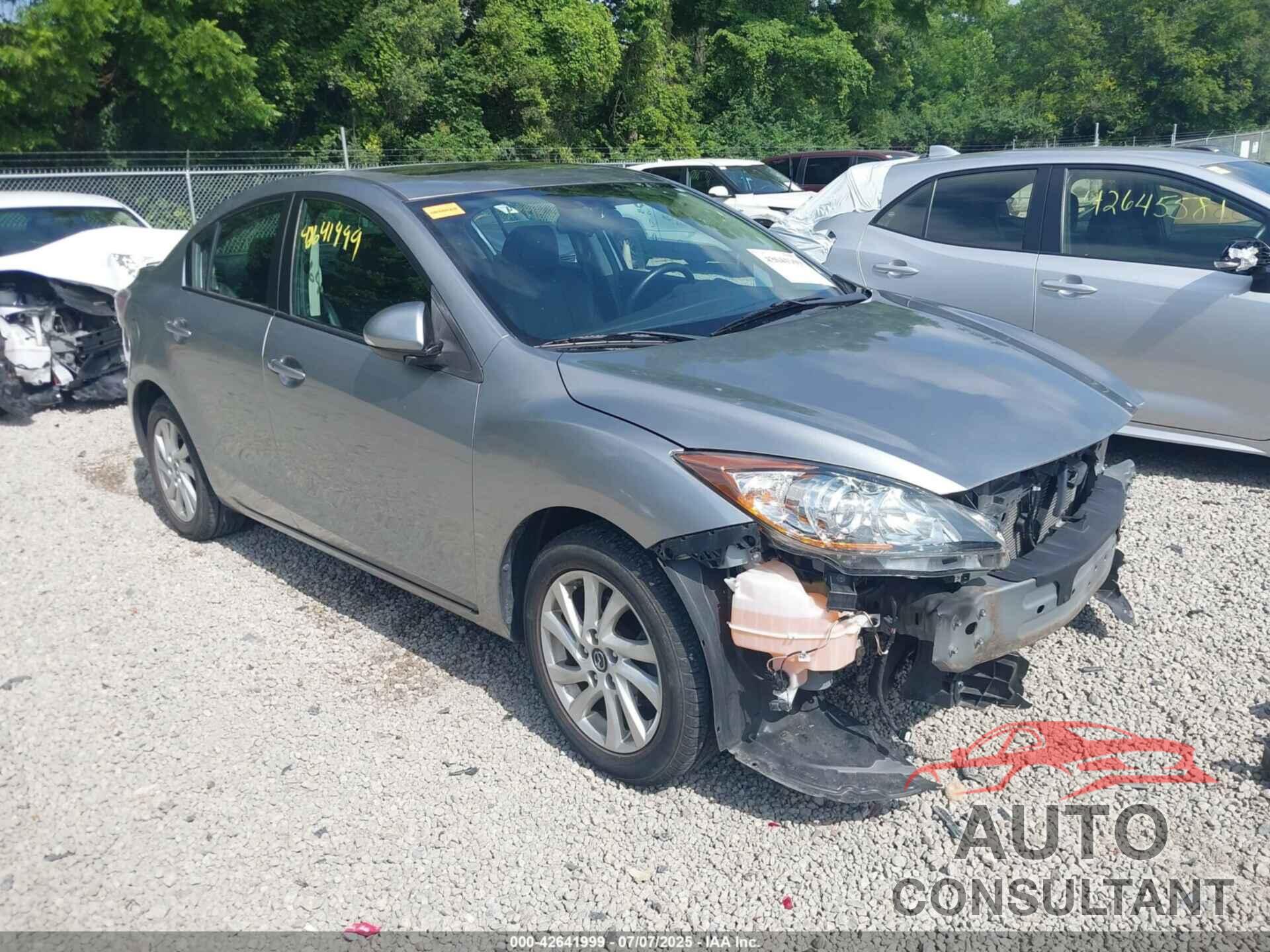 MAZDA MAZDA3 2013 - JM1BL1W72D1821238