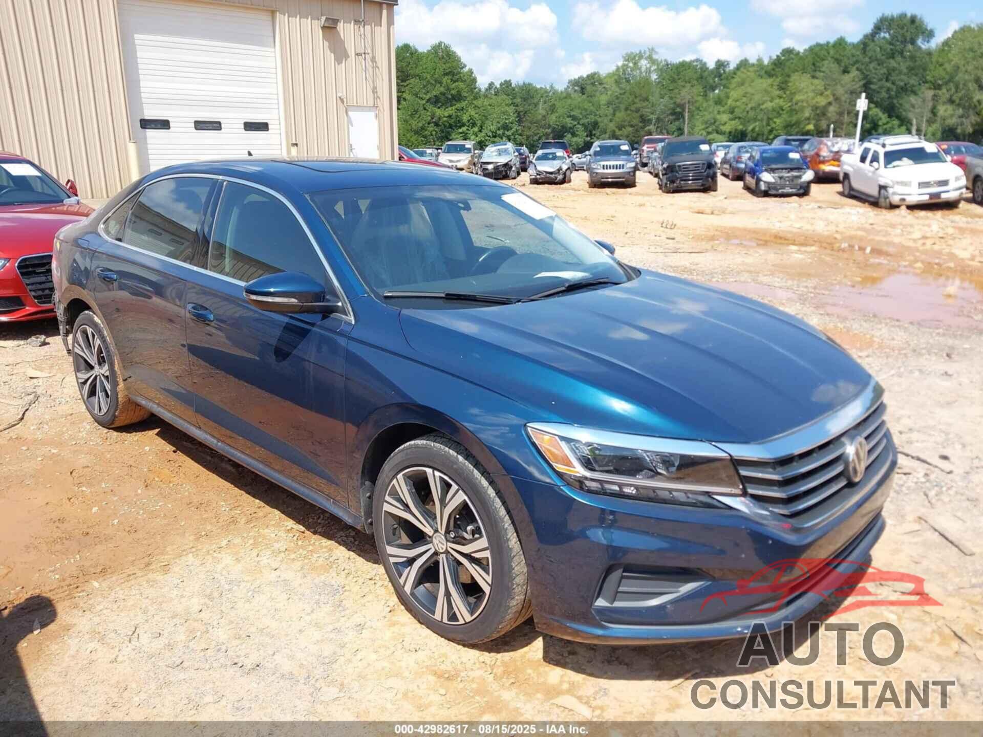 VOLKSWAGEN PASSAT 2021 - 1VWSA7A30MC002811