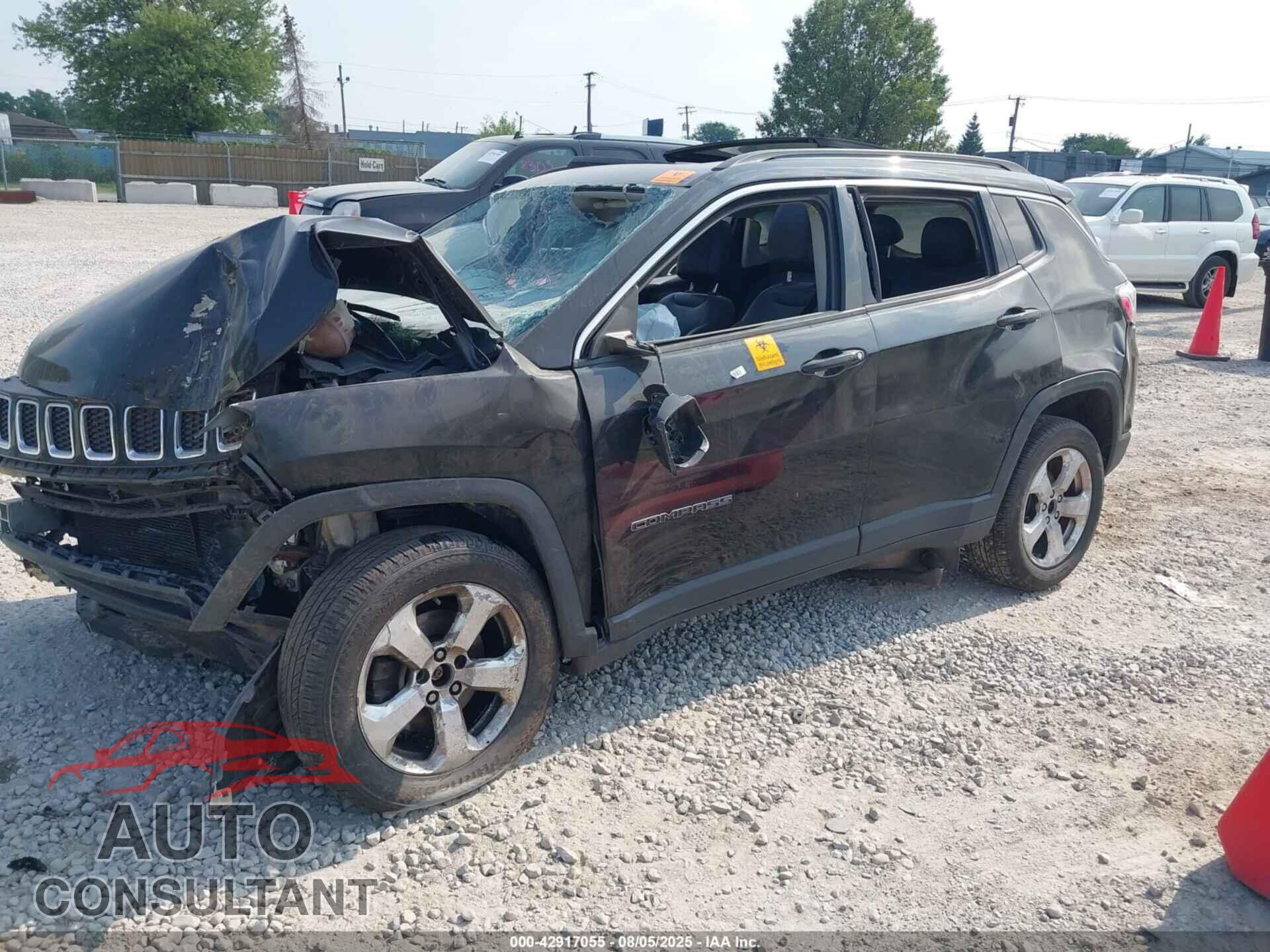 JEEP COMPASS 2018 - 3C4NJDBB2JT222584