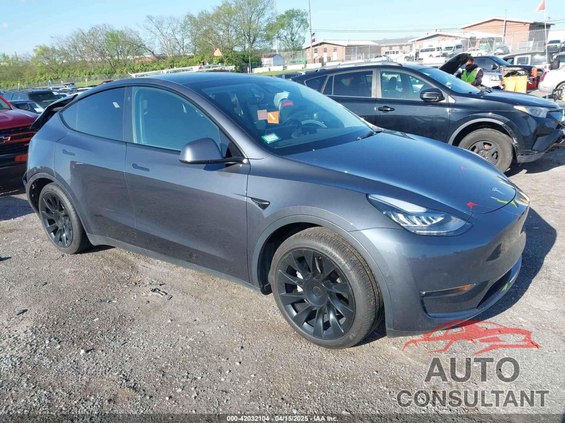 TESLA MODEL Y 2021 - 5YJYGAEE1MF149887