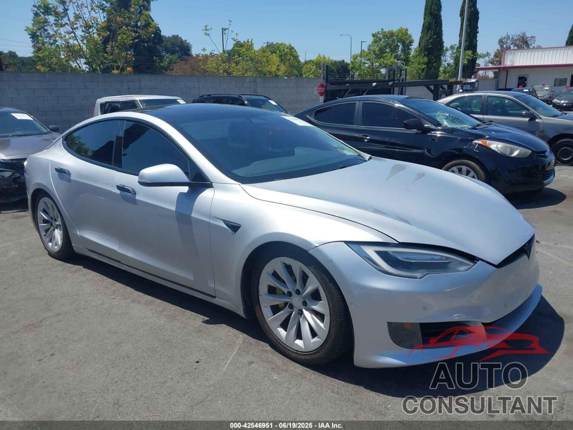 TESLA MODEL S 2016 - 5YJSA1E18GF175976