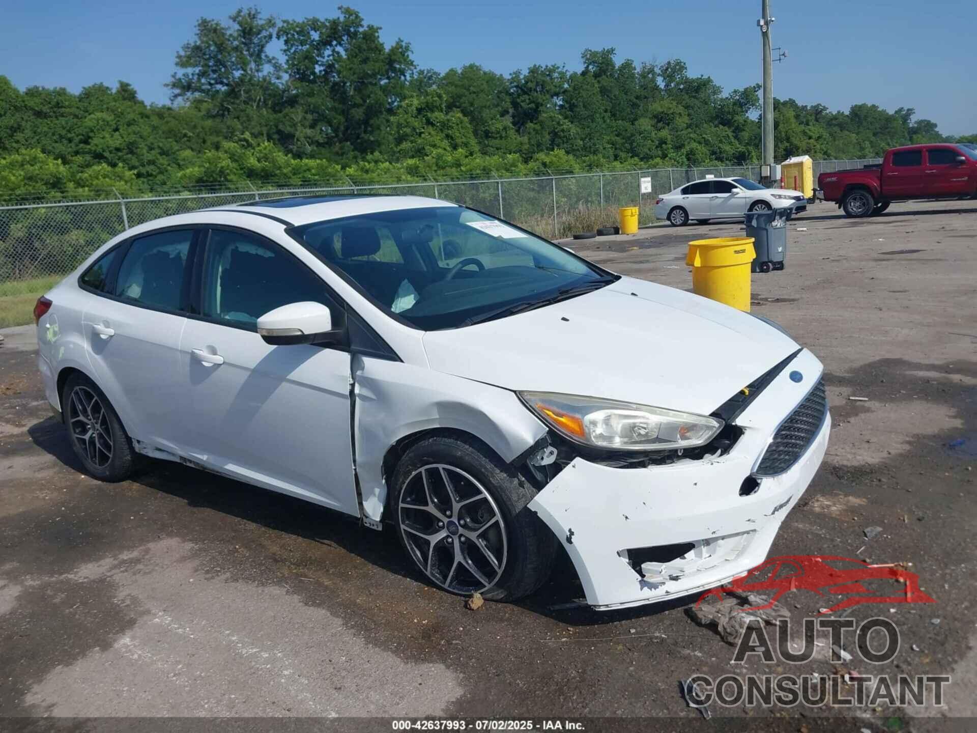 FORD FOCUS 2018 - 1FADP3H2XJL240229