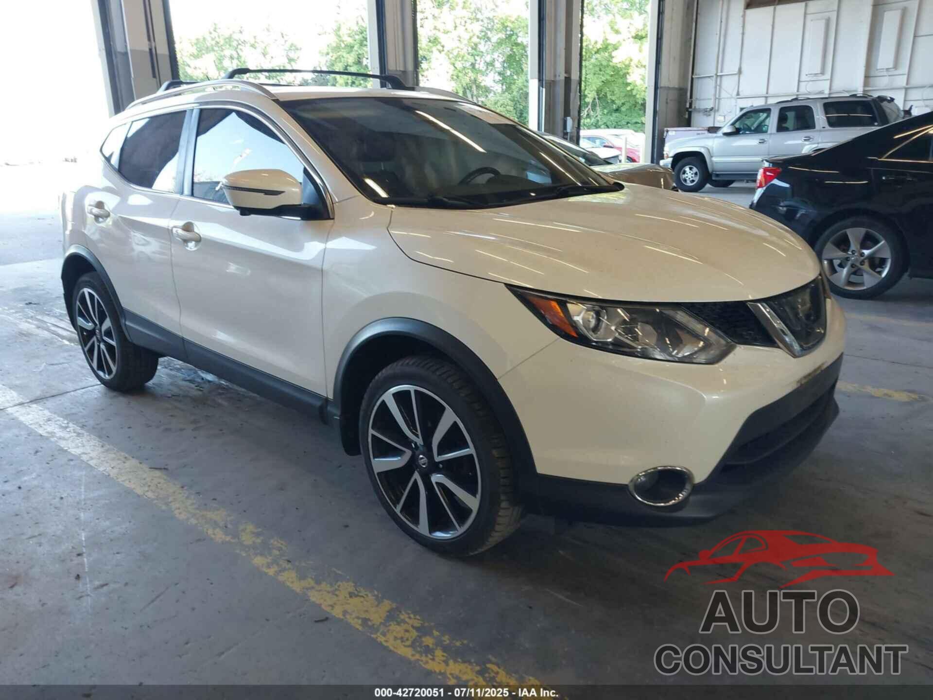 NISSAN ROGUE SPORT 2017 - JN1BJ1CR2HW113871