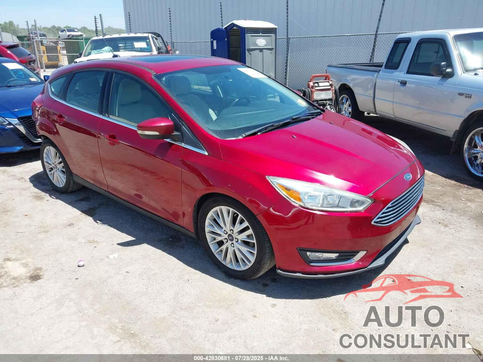 FORD FOCUS 2016 - 1FADP3N25GL321426