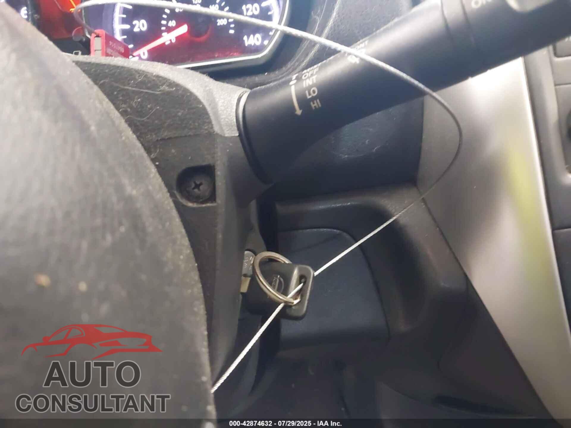 NISSAN VERSA NOTE 2015 - 3N1CE2CP7FL365969