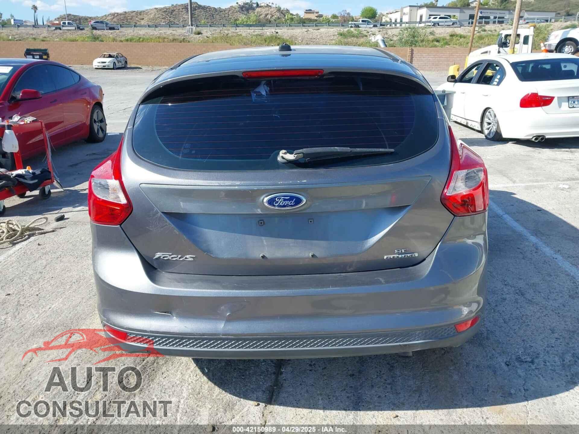 FORD FOCUS 2014 - 1FADP3K21EL200233