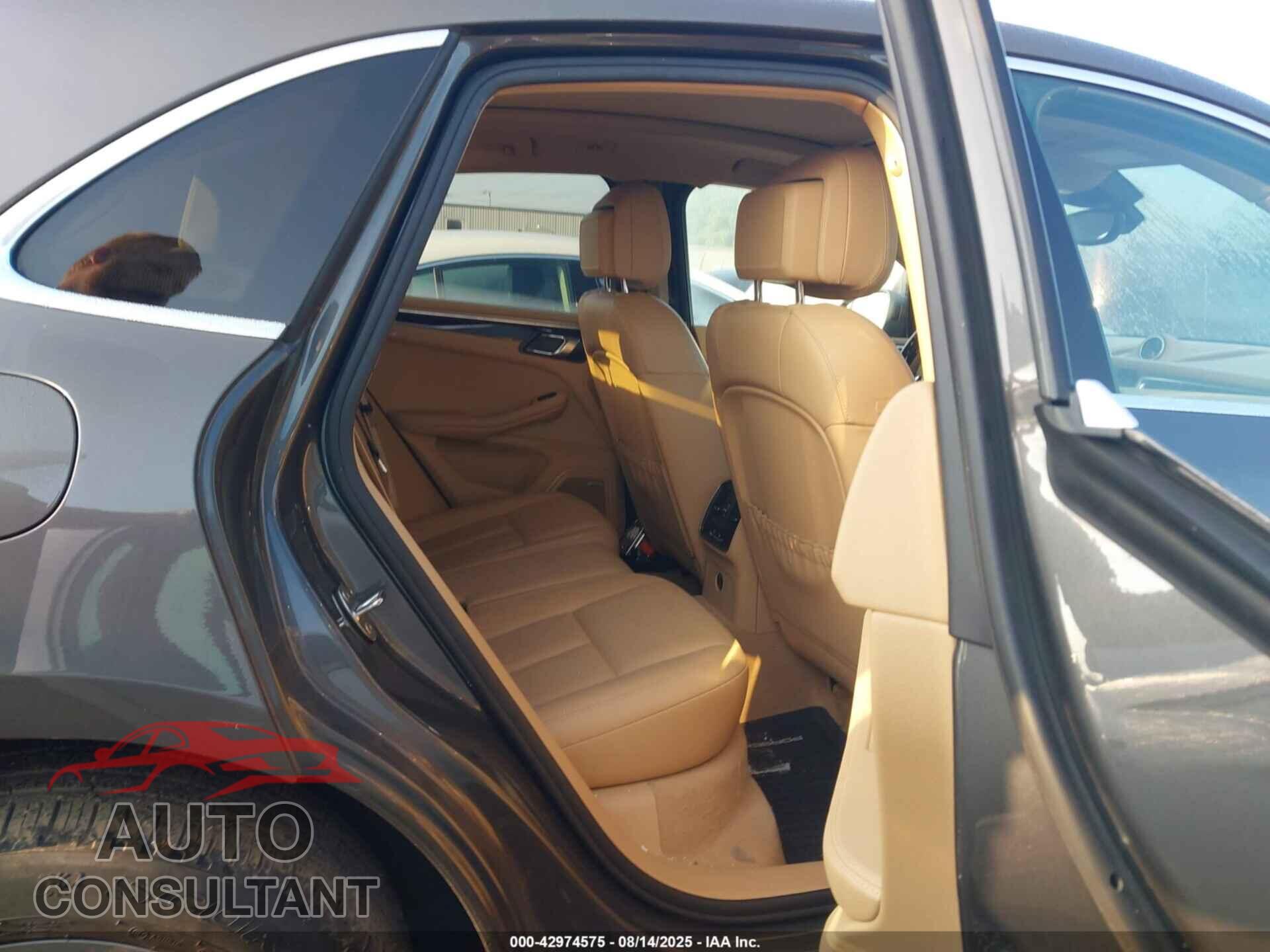 PORSCHE MACAN 2017 - WP1AB2A59HLB20831