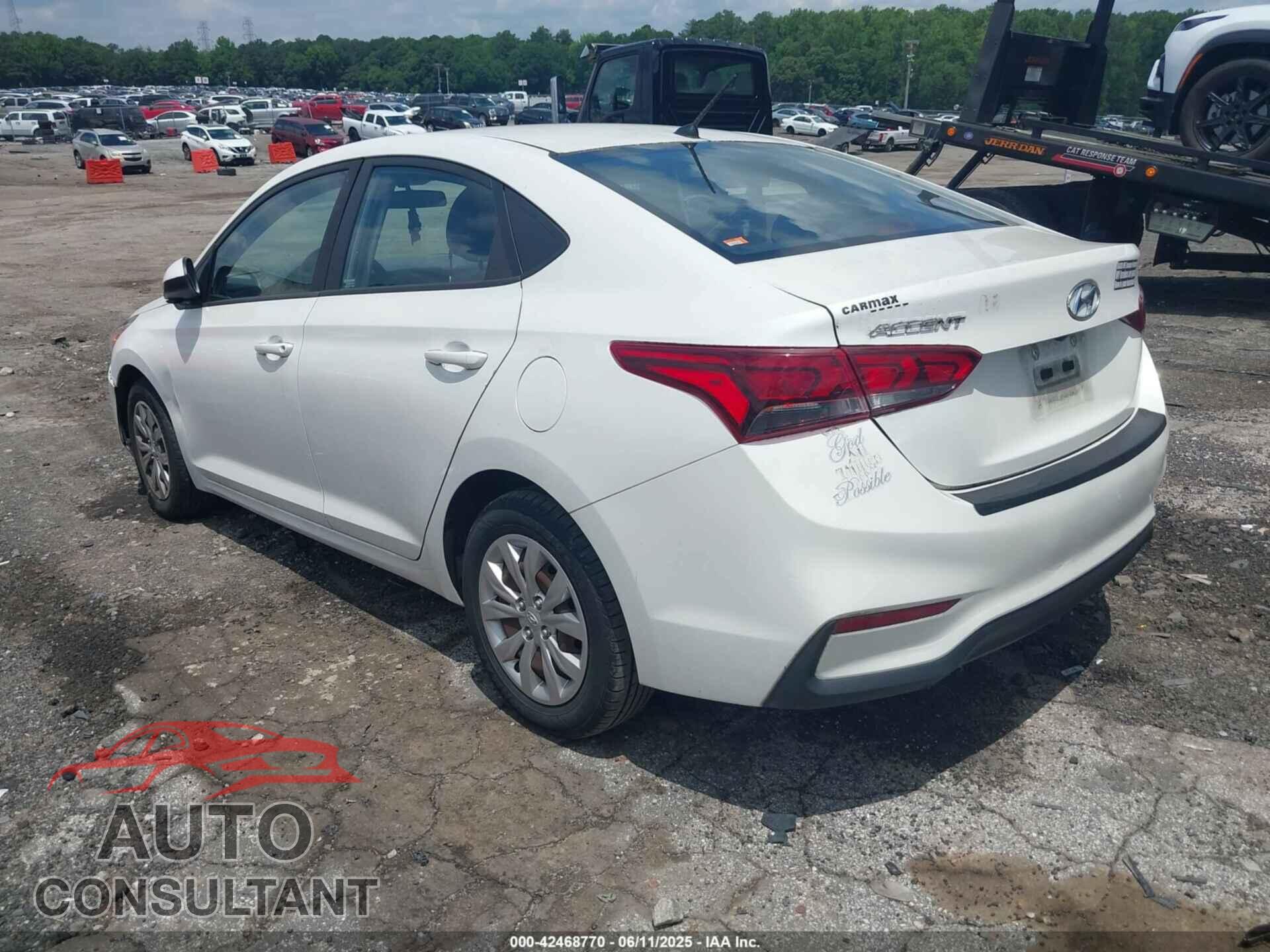 HYUNDAI ACCENT 2018 - 3KPC24A37JE034596