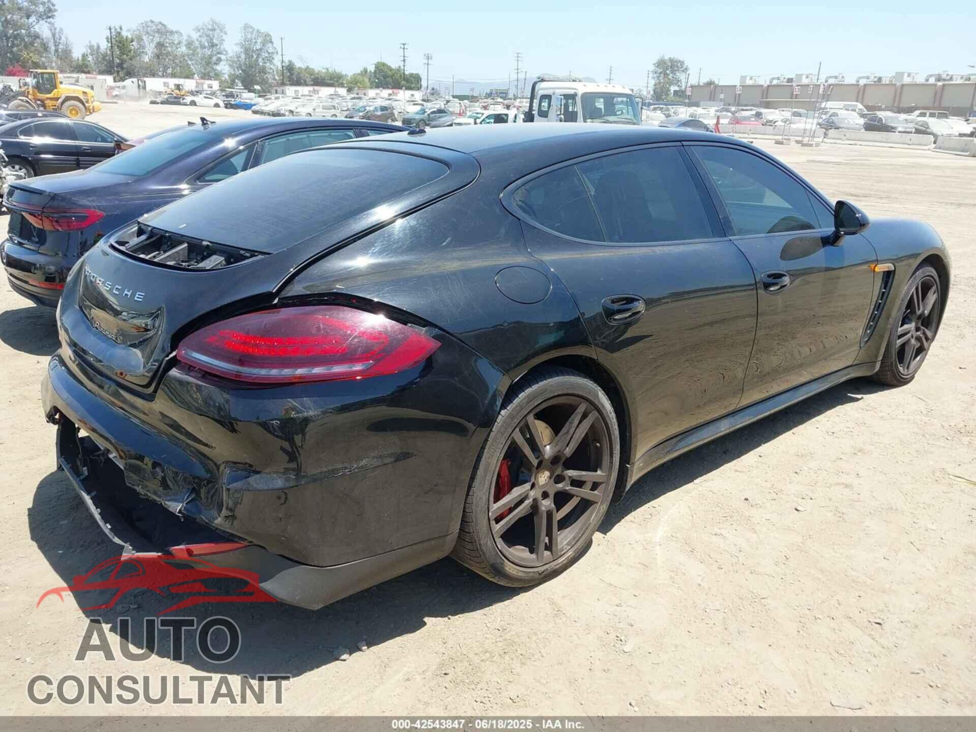 PORSCHE PANAMERA 2015 - WP0AA2A77FL003476