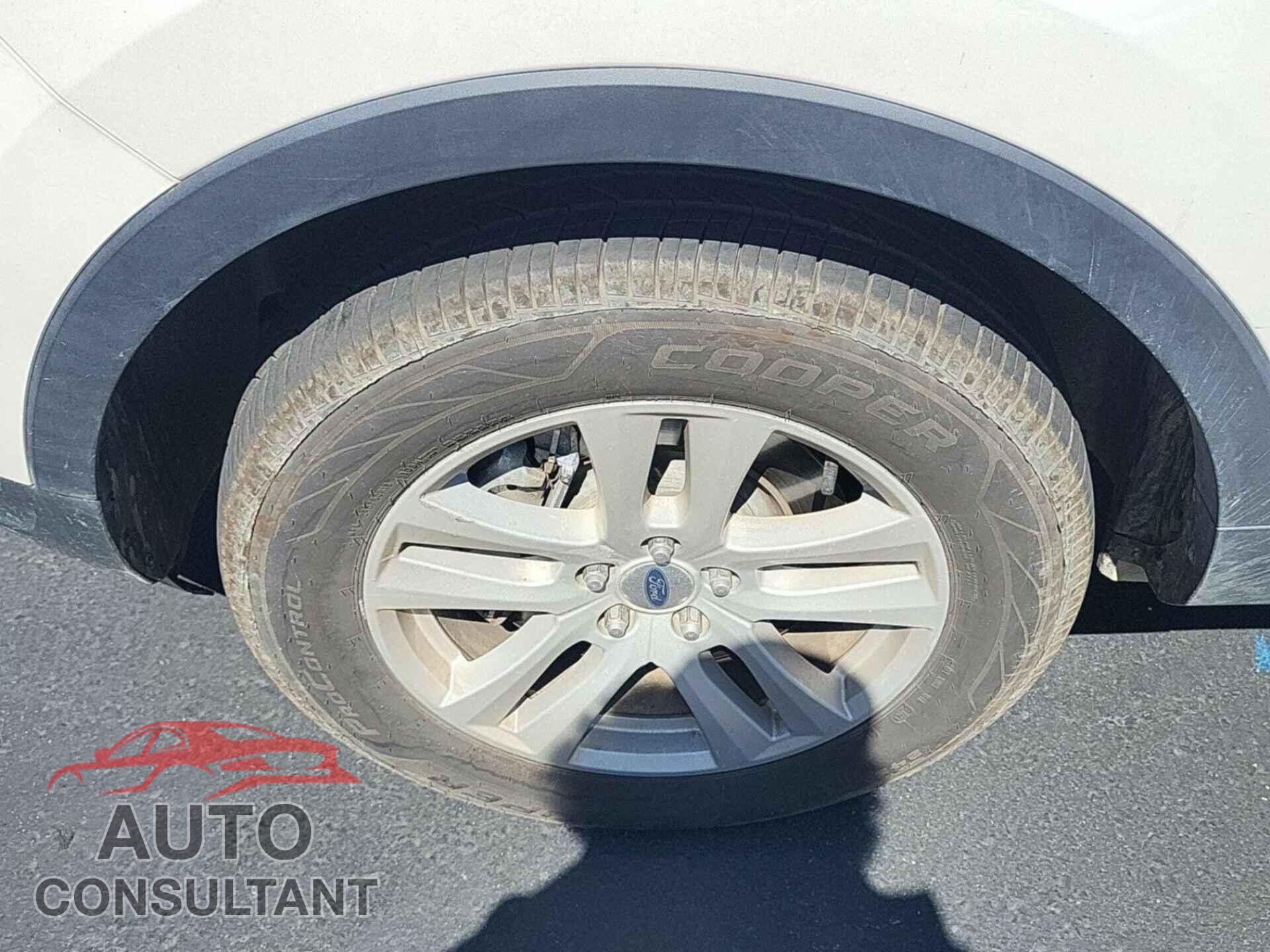FORD EXPLORER 2018 - 1FM5K8DH5JGB44761