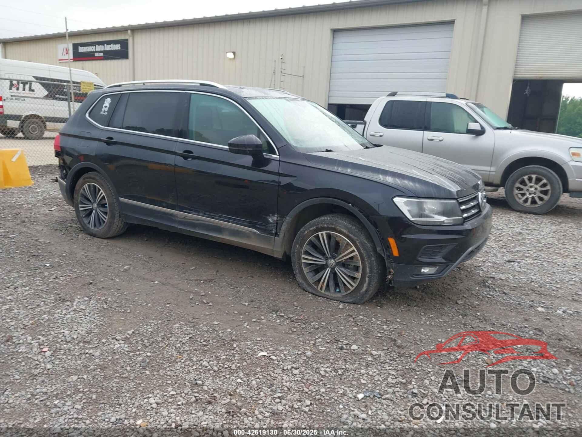 VOLKSWAGEN TIGUAN 2018 - 3VV3B7AX8JM095192
