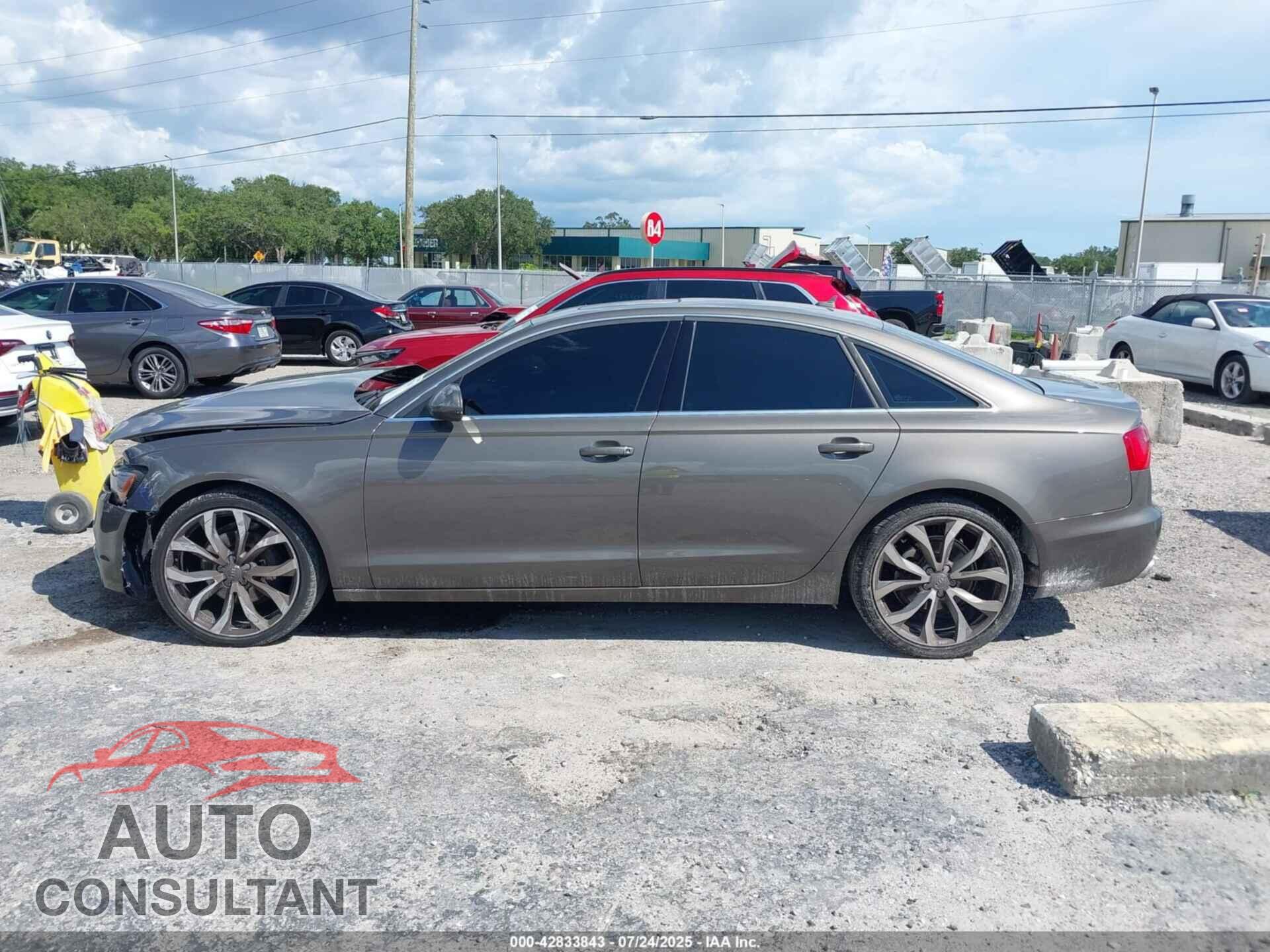 AUDI A6 2013 - WAUDFAFC5DN140459
