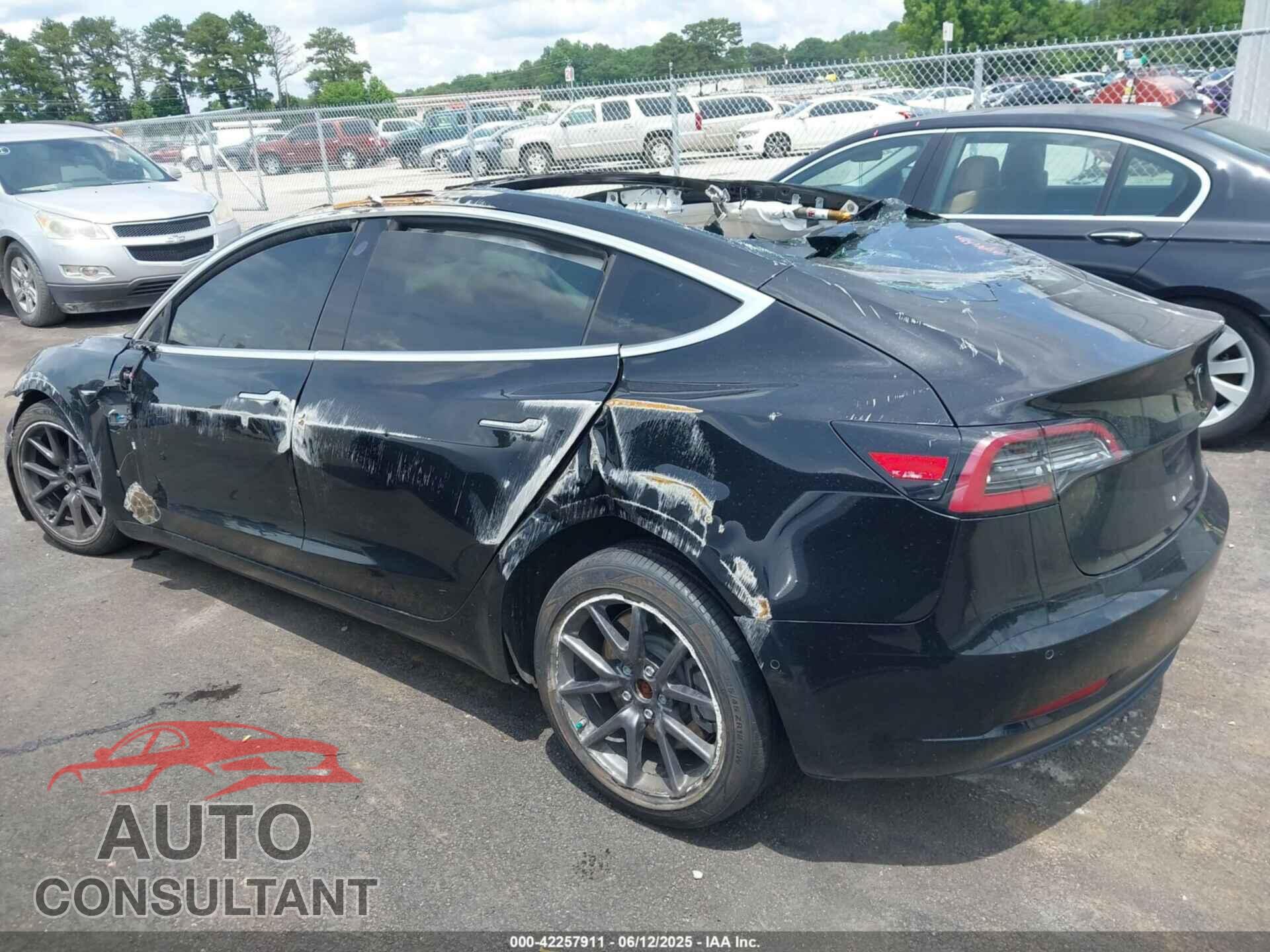 TESLA MODEL 3 2018 - 5YJ3E1EA4JF056984