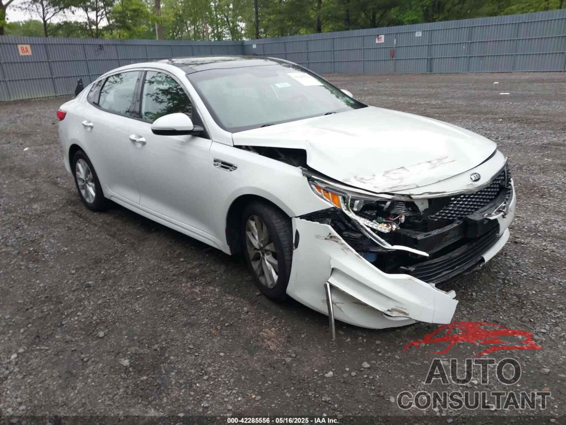 KIA OPTIMA 2017 - 5XXGU4L38HG150559