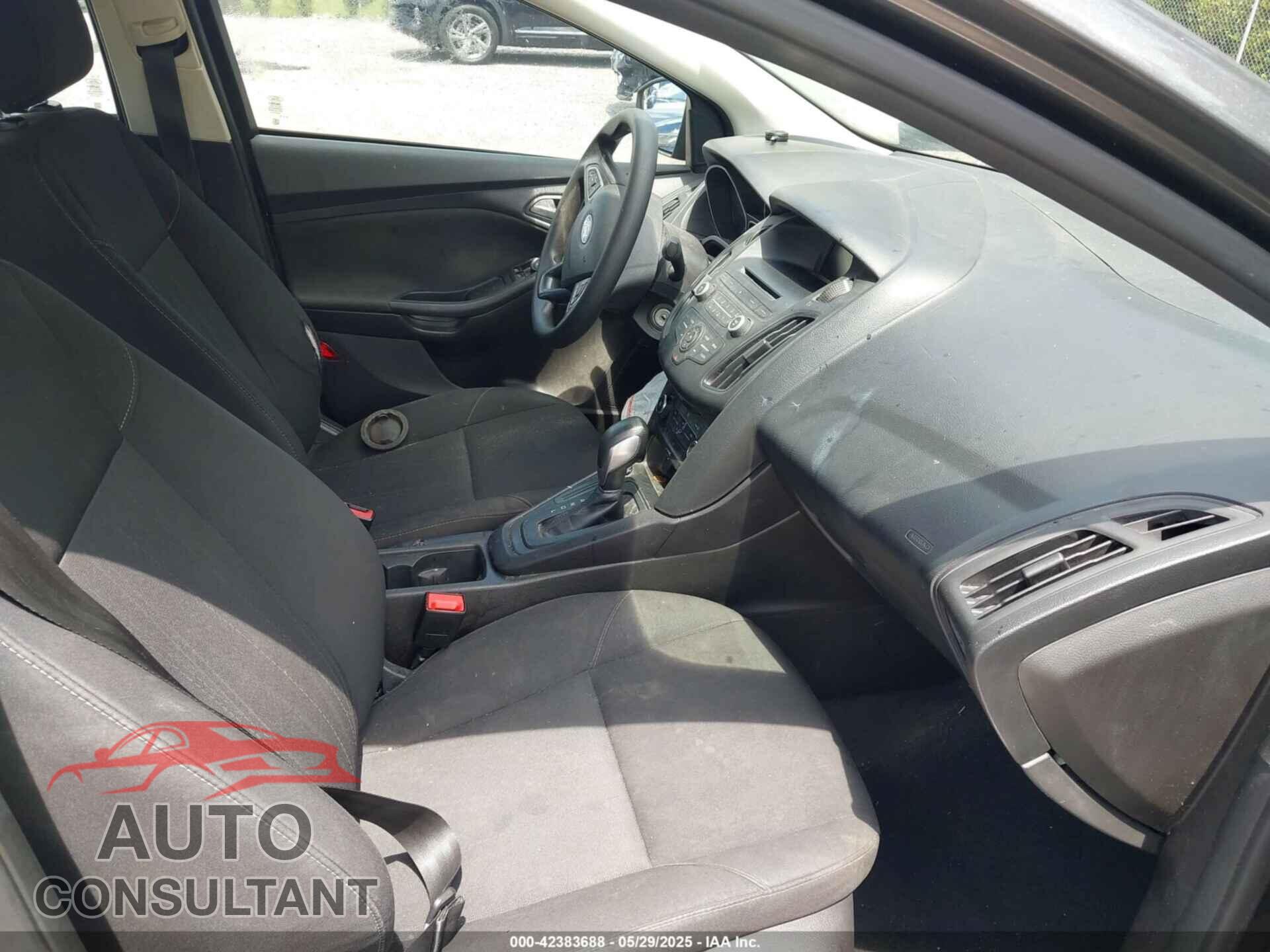 FORD FOCUS 2016 - 1FADP3E26GL376838