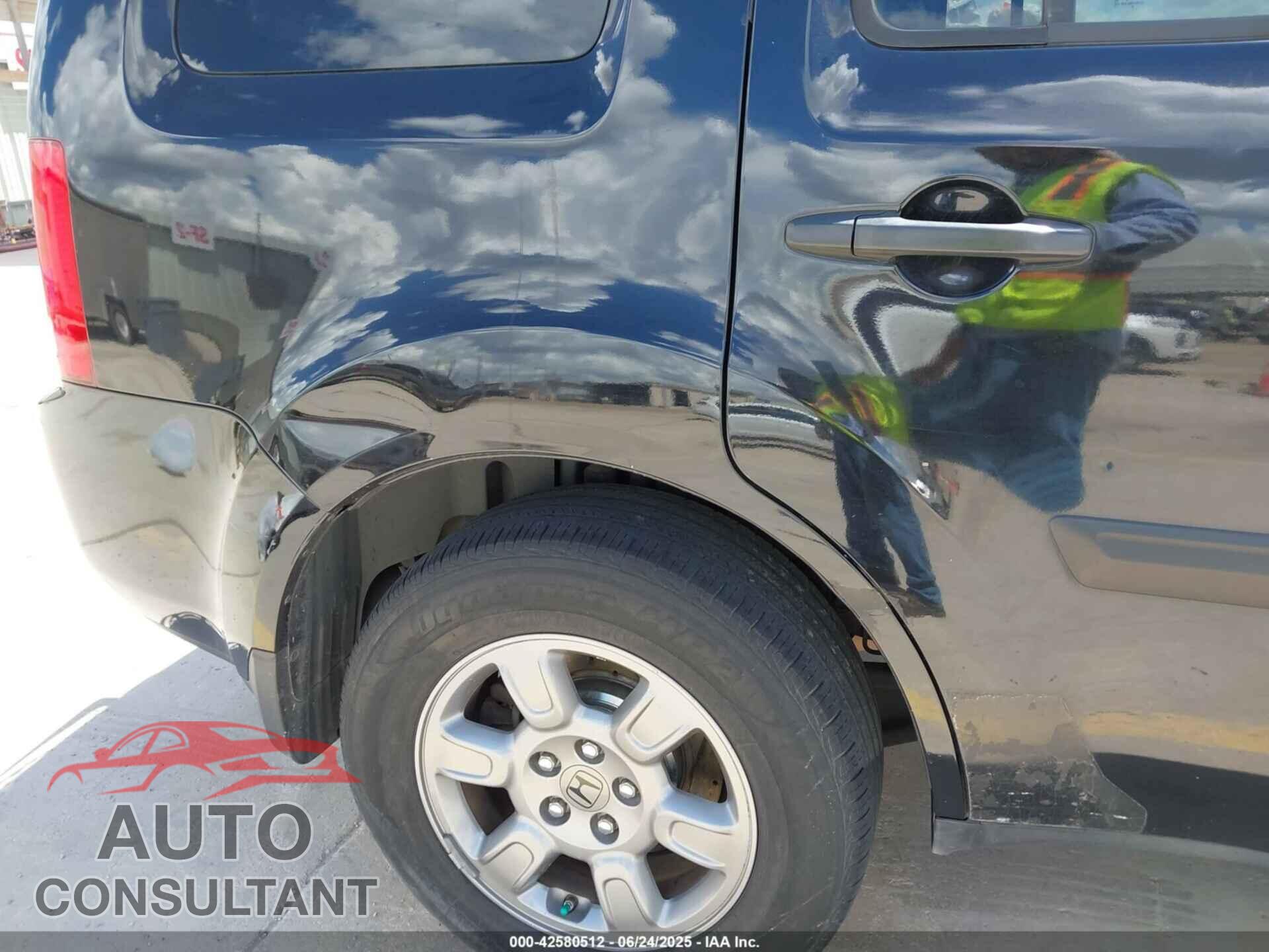 HONDA PILOT 2011 - 5FNYF3H29BB024200