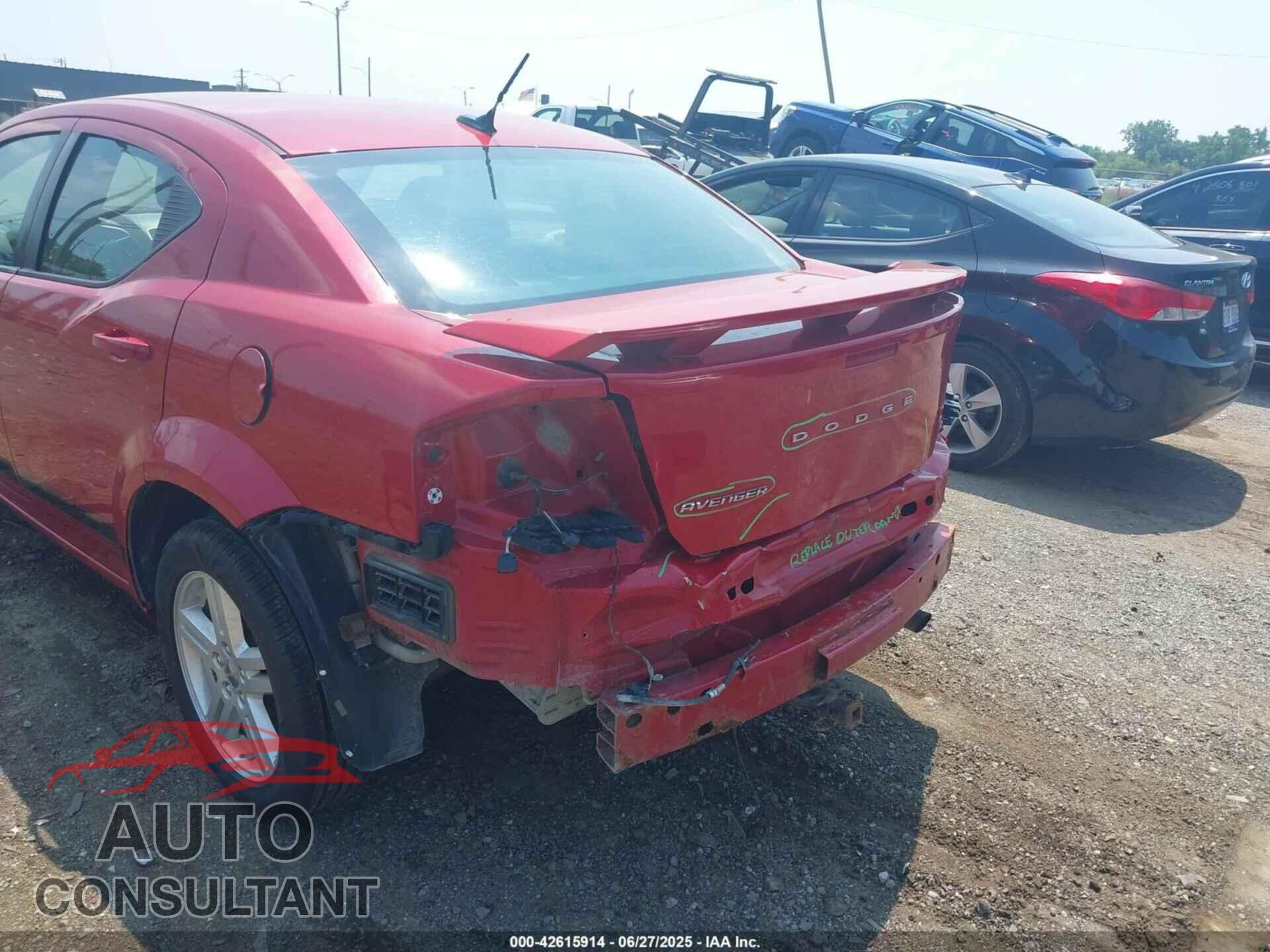 DODGE AVENGER 2011 - 1B3BD1FB4BN585295