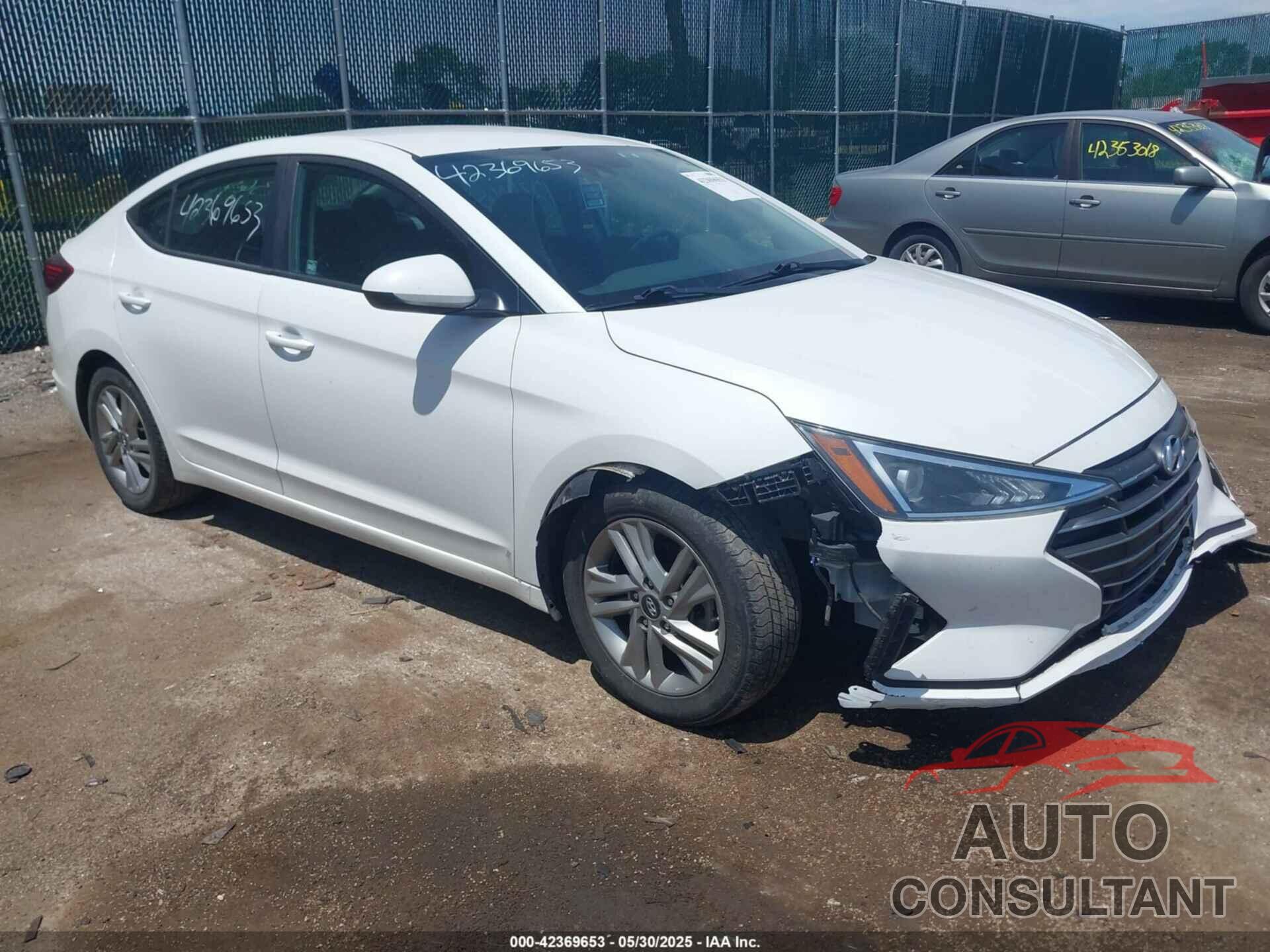 HYUNDAI ELANTRA 2020 - 5NPD84LF0LH548203
