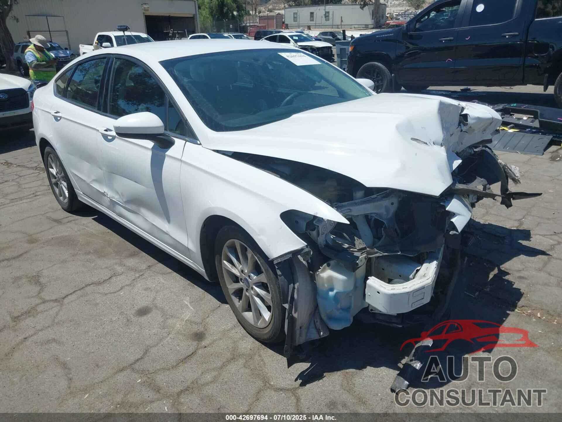 FORD FUSION 2017 - 3FA6P0H75HR201532