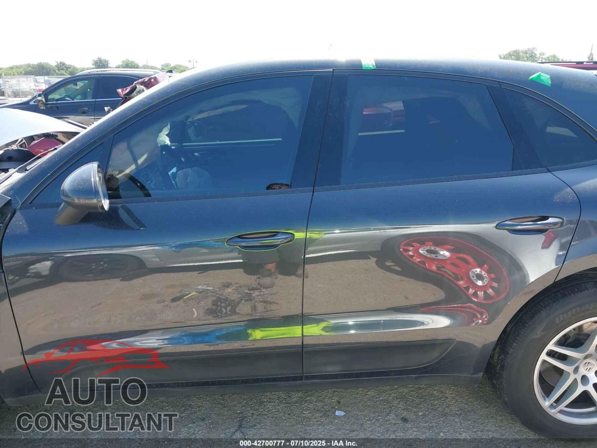 PORSCHE MACAN 2017 - WP1AA2A51HLB04884