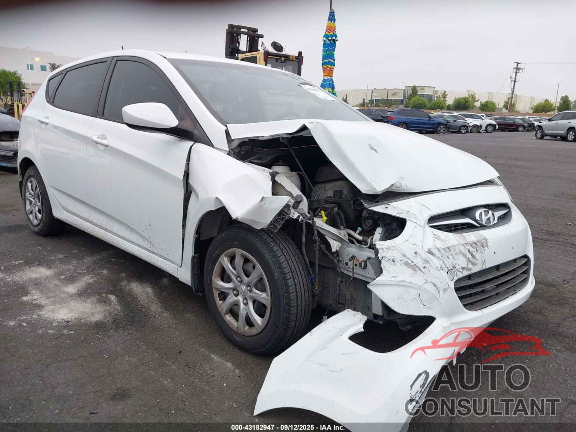 HYUNDAI ACCENT 2013 - KMHCT5AE2DU107539