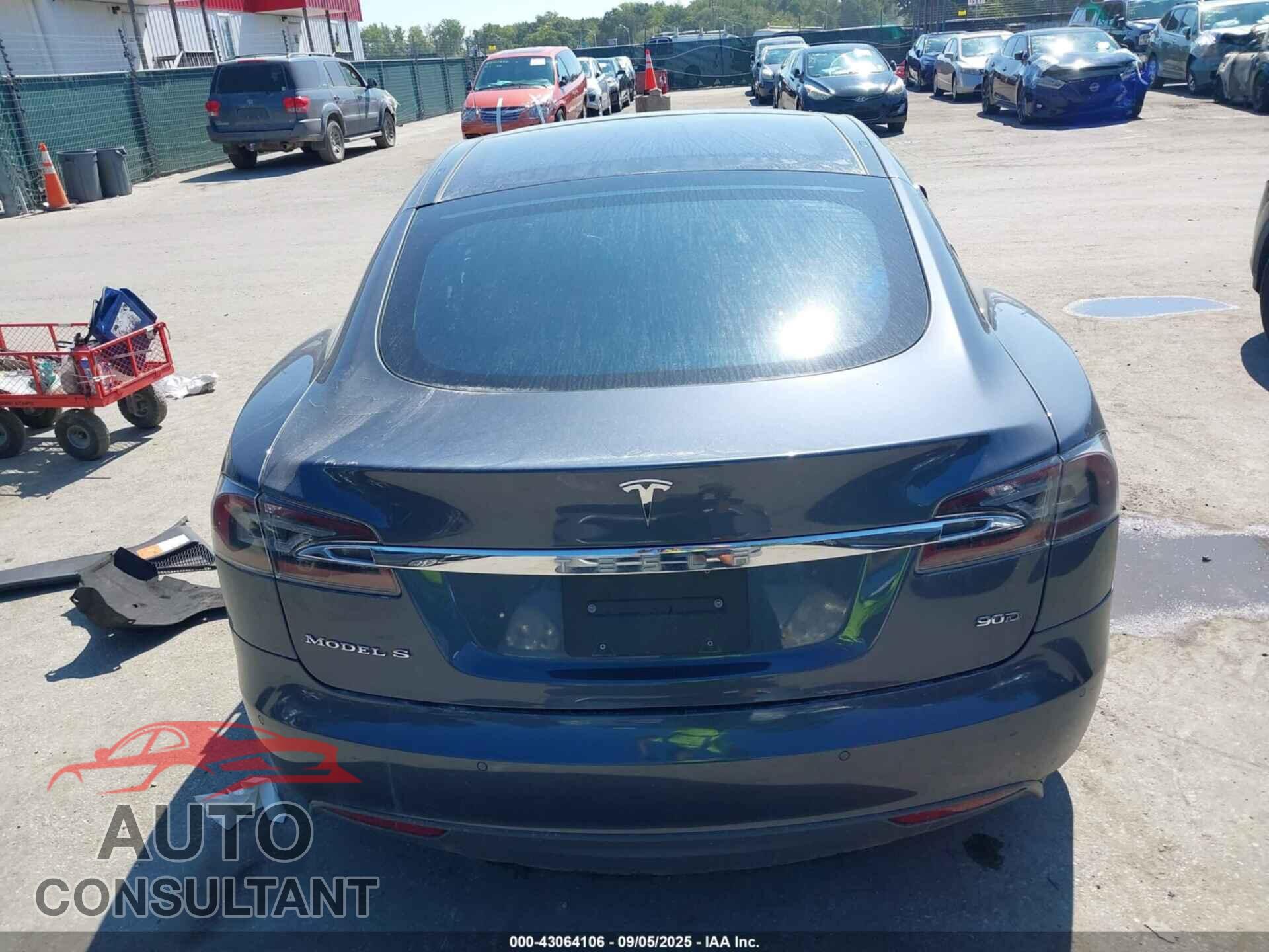 TESLA MODEL S 2015 - 5YJSA1E29FF115146
