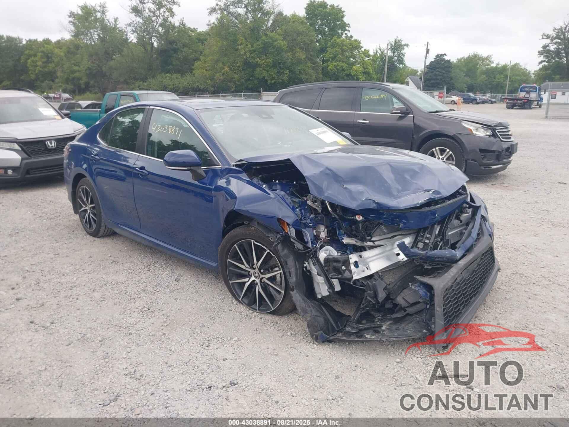 TOYOTA CAMRY 2024 - 4T1T11AKXRU211126