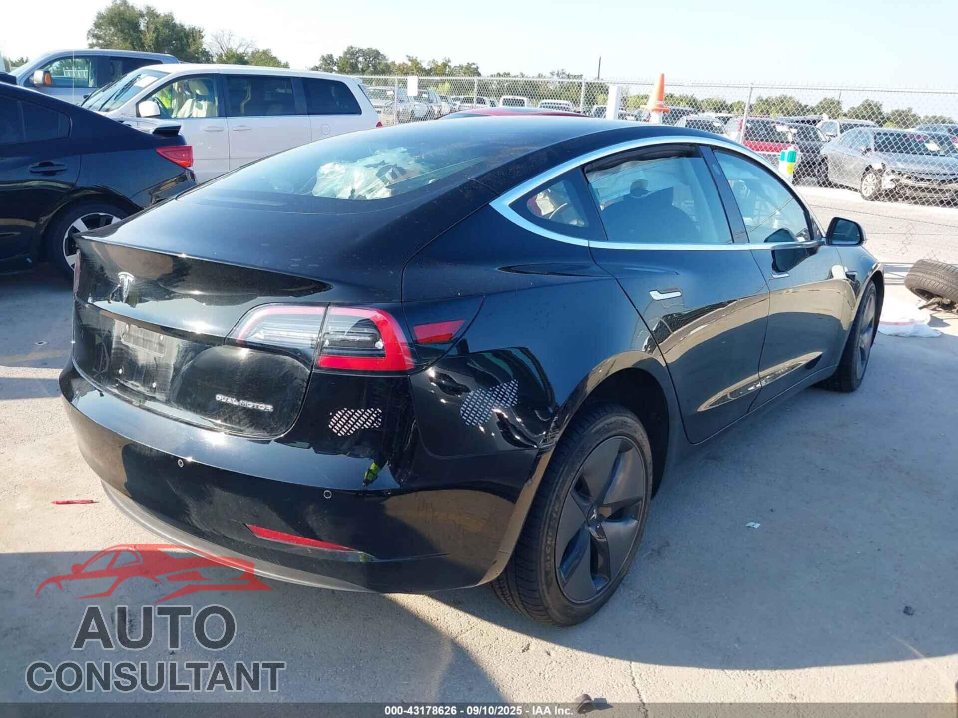 TESLA MODEL 3 2018 - 5YJ3E1EB5JF127635