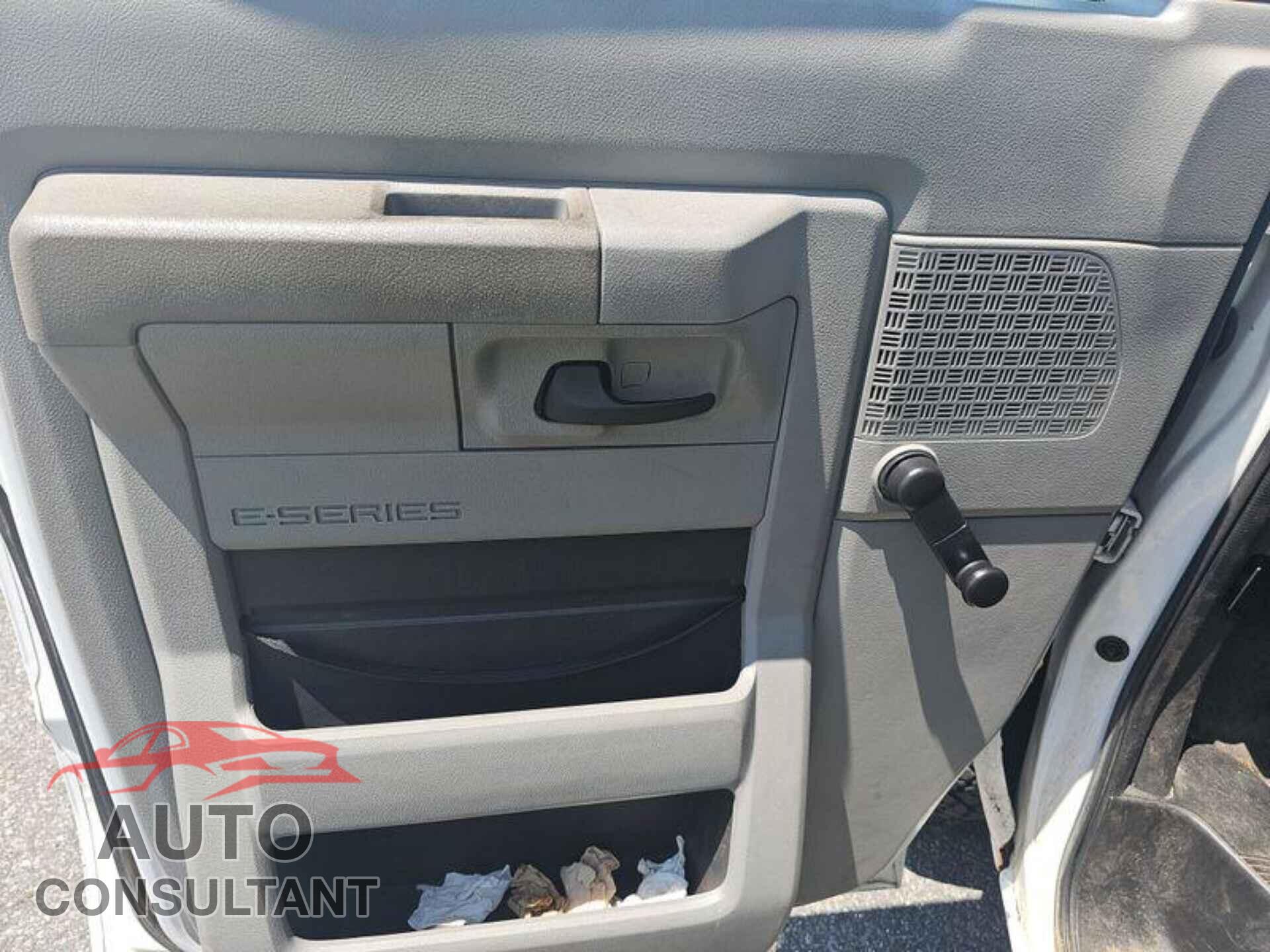 FORD ECONOLINE 2009 - 1FTNE14L69DA84915