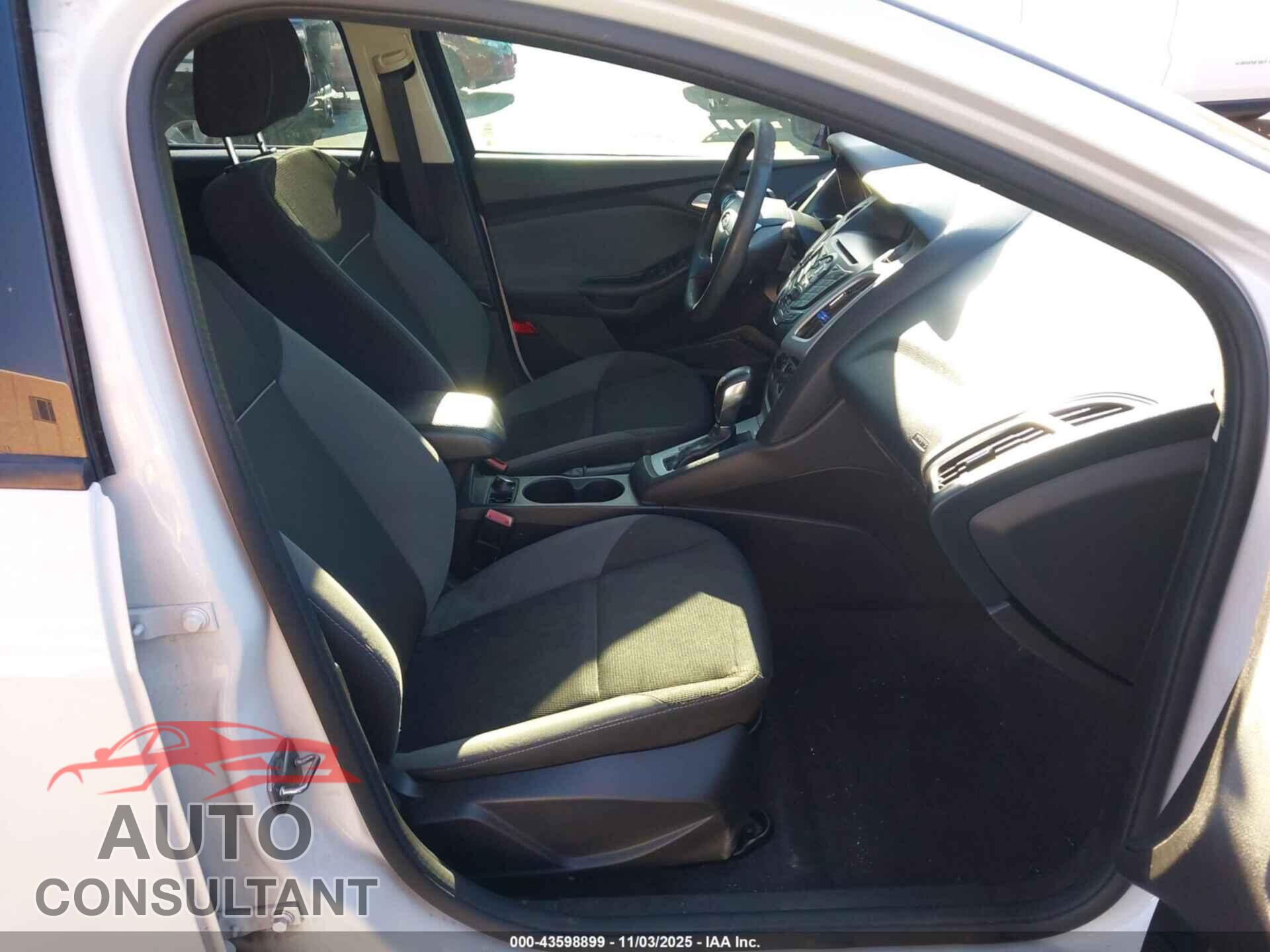 FORD FOCUS 2013 - 1FADP3F27DL300202