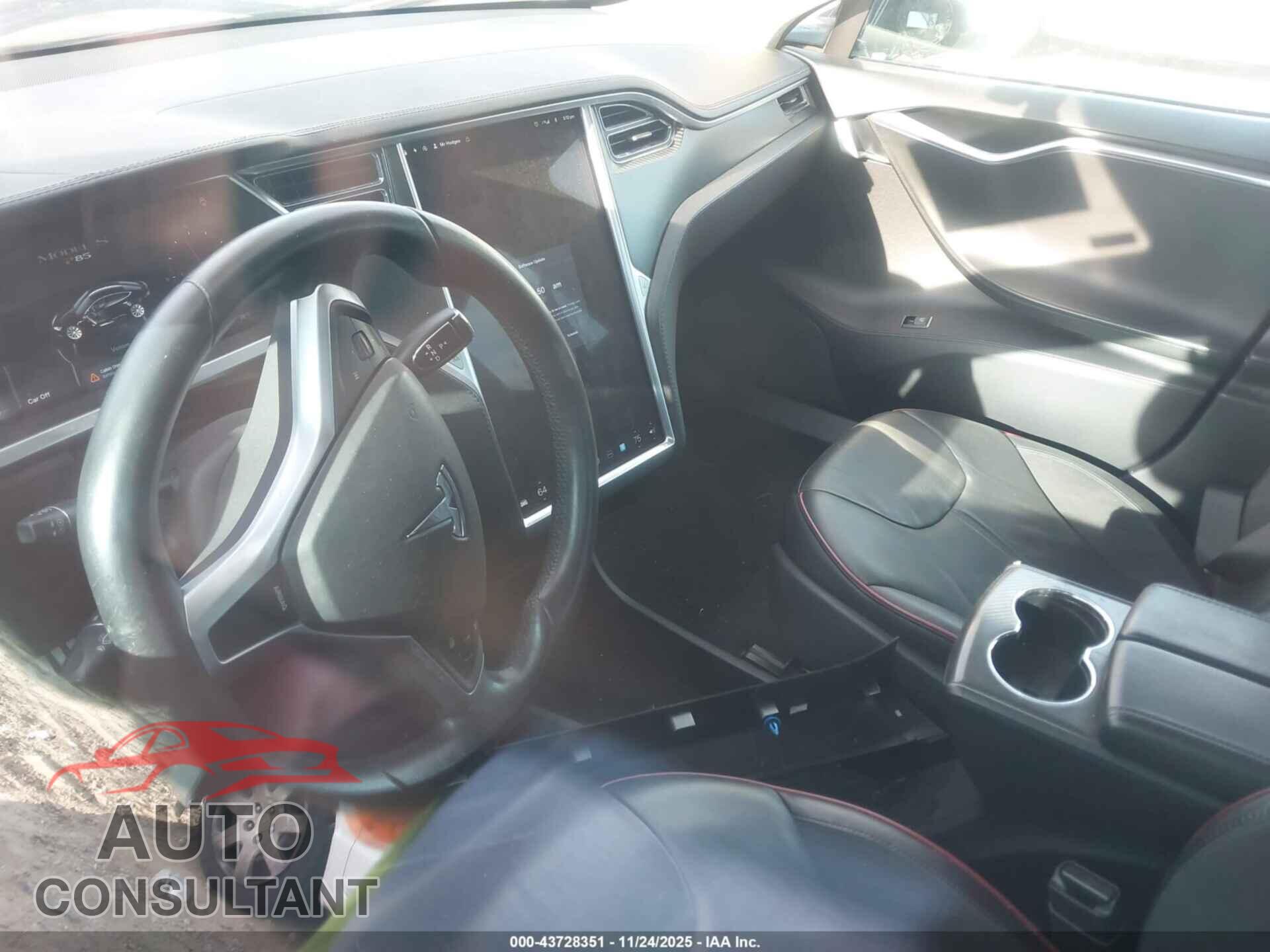 TESLA MODEL S 2013 - 5YJSA1DP4DFP10349