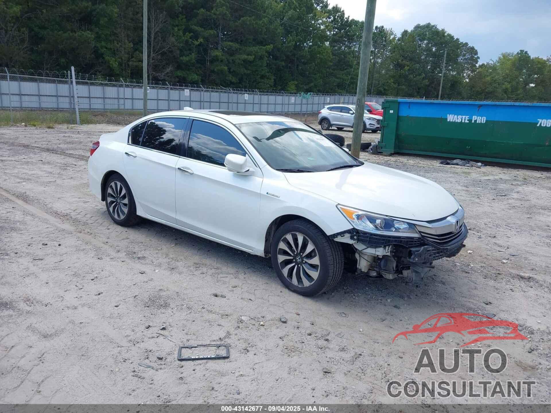 HONDA ACCORD HYBRID 2017 - JHMCR6F56HC011456