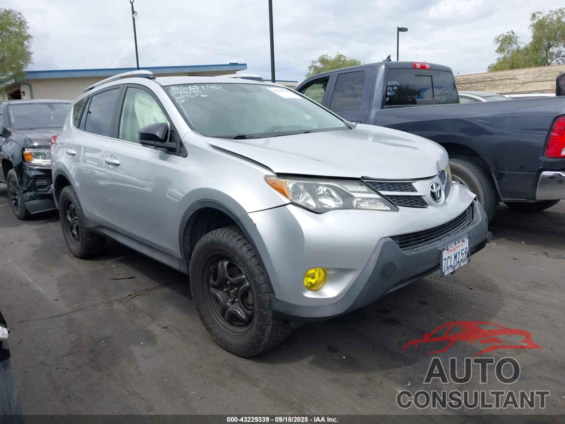 TOYOTA RAV4 2013 - JTMBFREV2D5027404