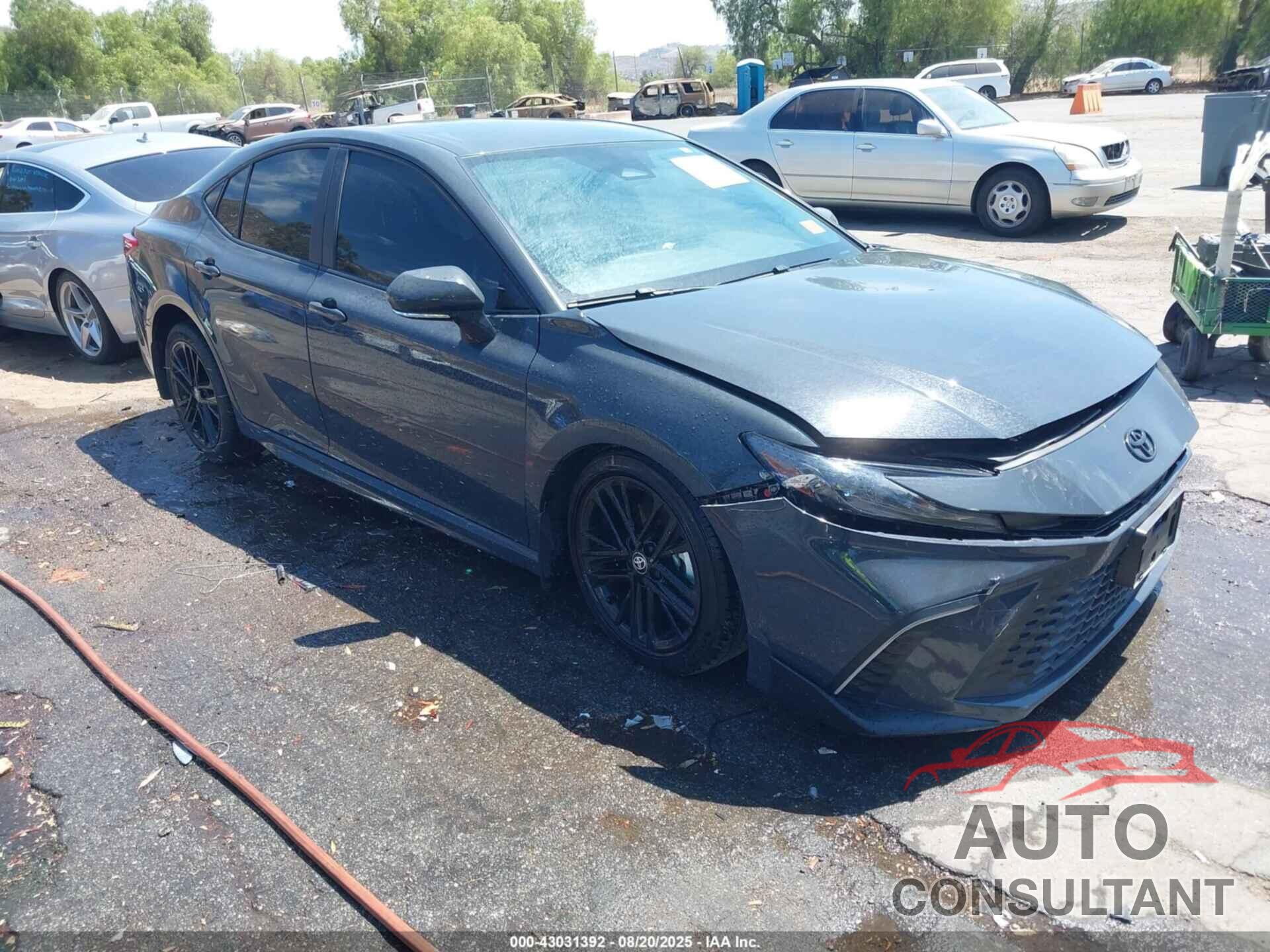 TOYOTA CAMRY 2025 - 4T1DAACK6SU109779