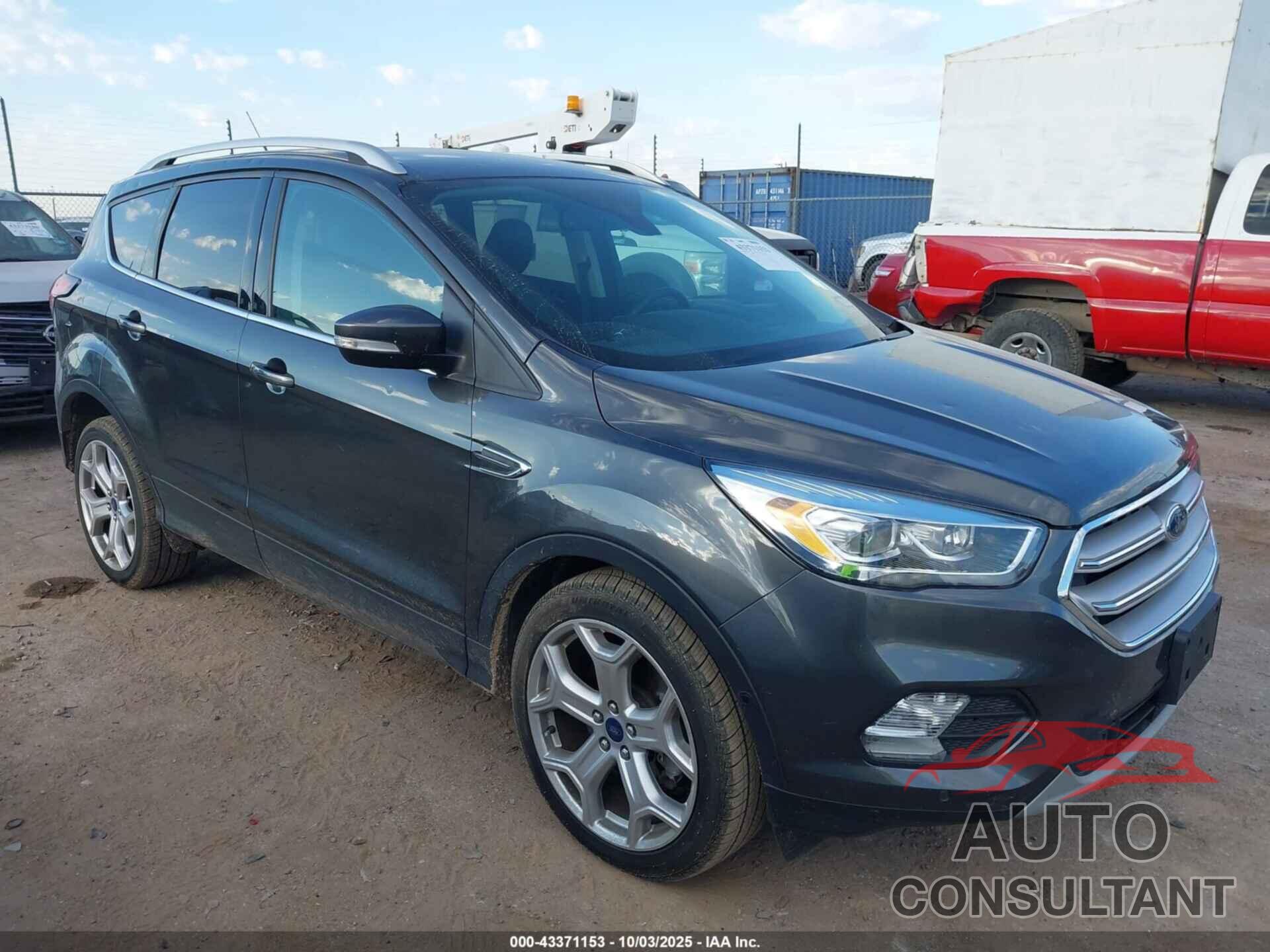 FORD ESCAPE 2019 - 1FMCU0J99KUC50374