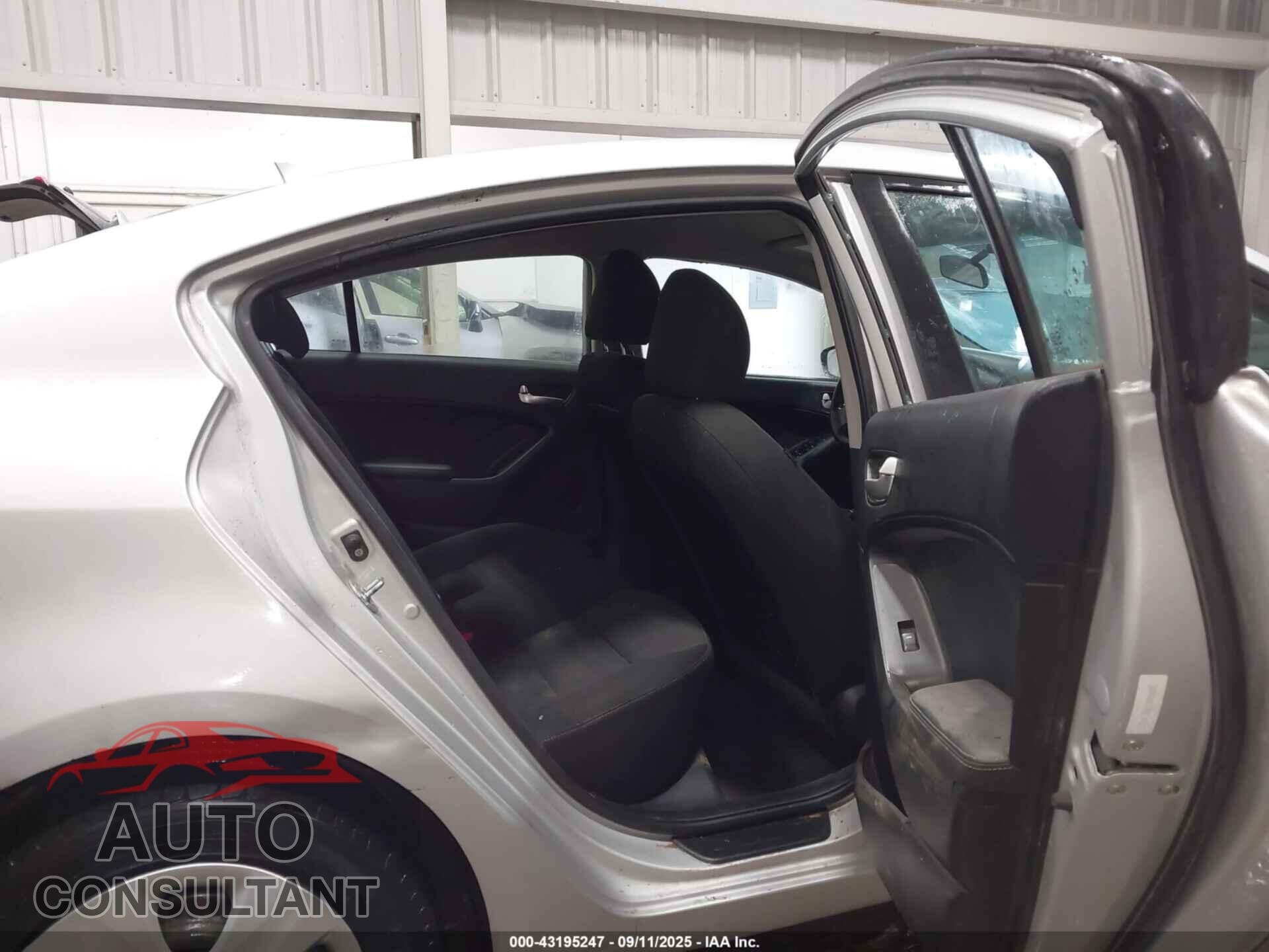 KIA FORTE 2017 - 3KPFK4A77HE149273
