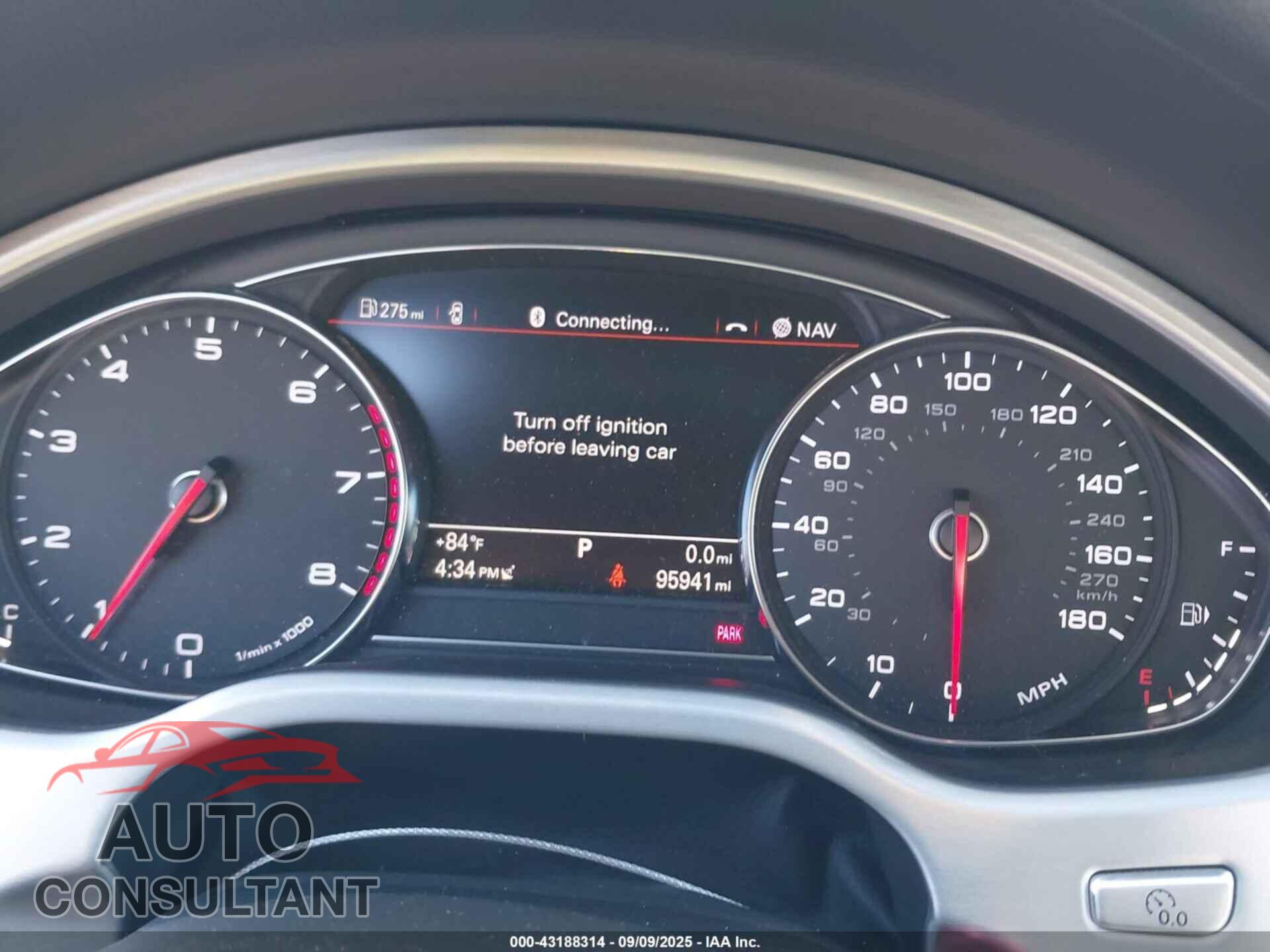 AUDI A8 2014 - WAUAGAFD4EN011879