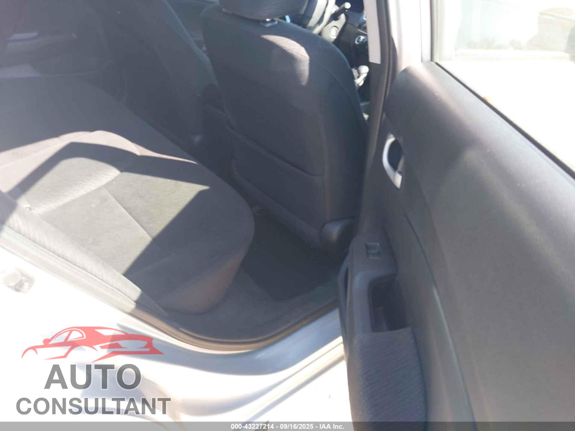 HONDA CIVIC 2013 - 2HGFB2F50DH559652
