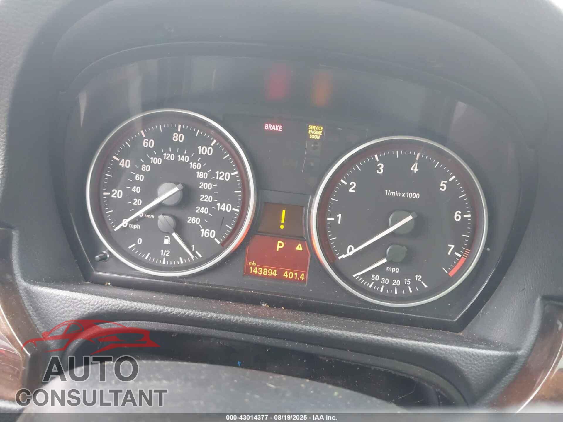 BMW 328I 2011 - WBAPH7C53BE461963