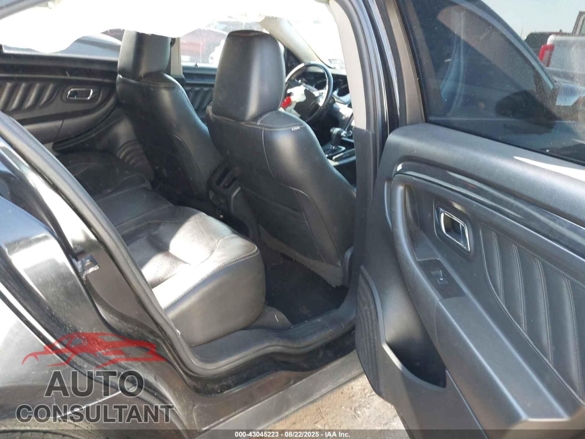 FORD TAURUS 2011 - 1FAHP2FW9BG106078