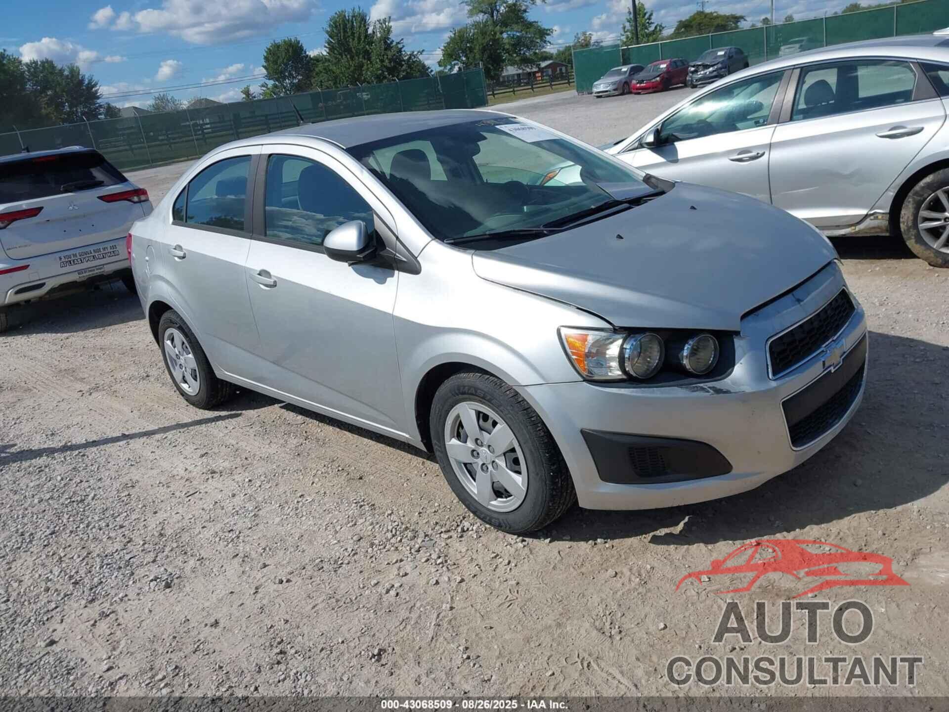 CHEVROLET SONIC 2013 - 1G1JA5SH6D4236256