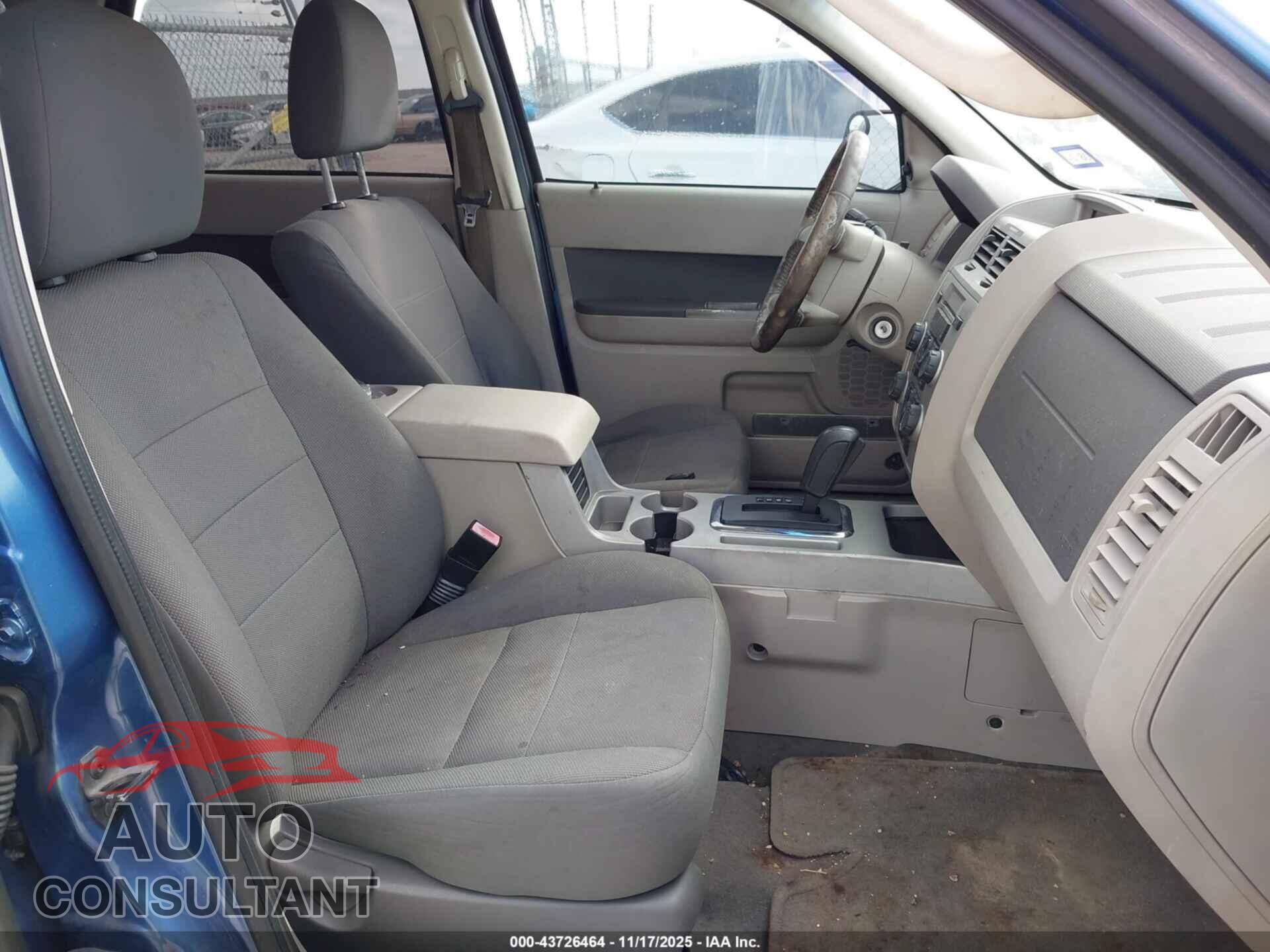 FORD ESCAPE 2009 - 1FMCU03G89KB00595