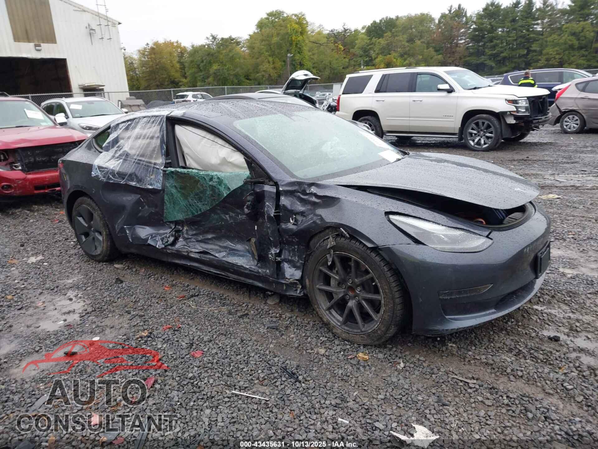 TESLA MODEL 3 2023 - 5YJ3E1EA7PF677600