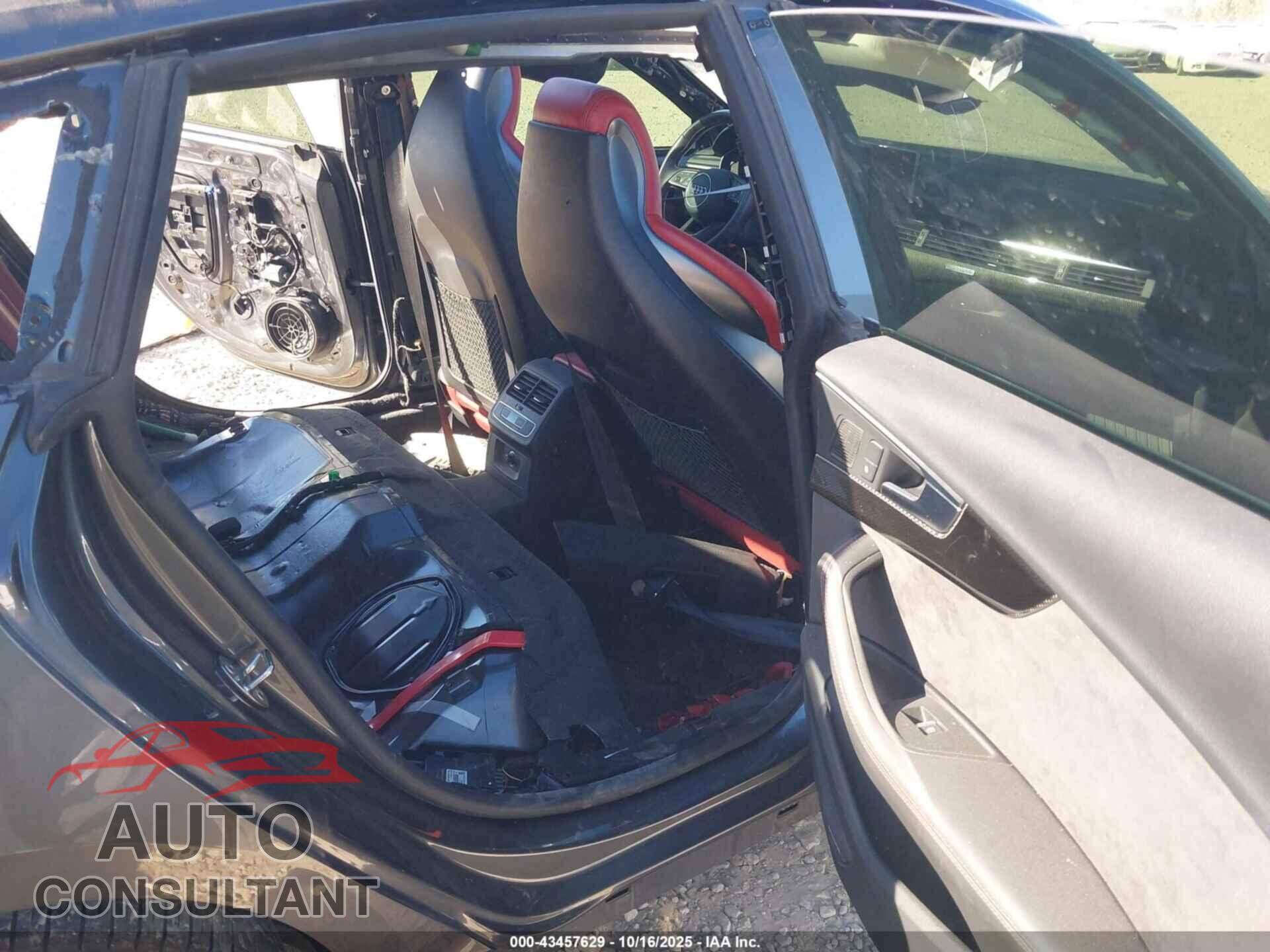 AUDI S5 2018 - WAUC4CF55JA082743