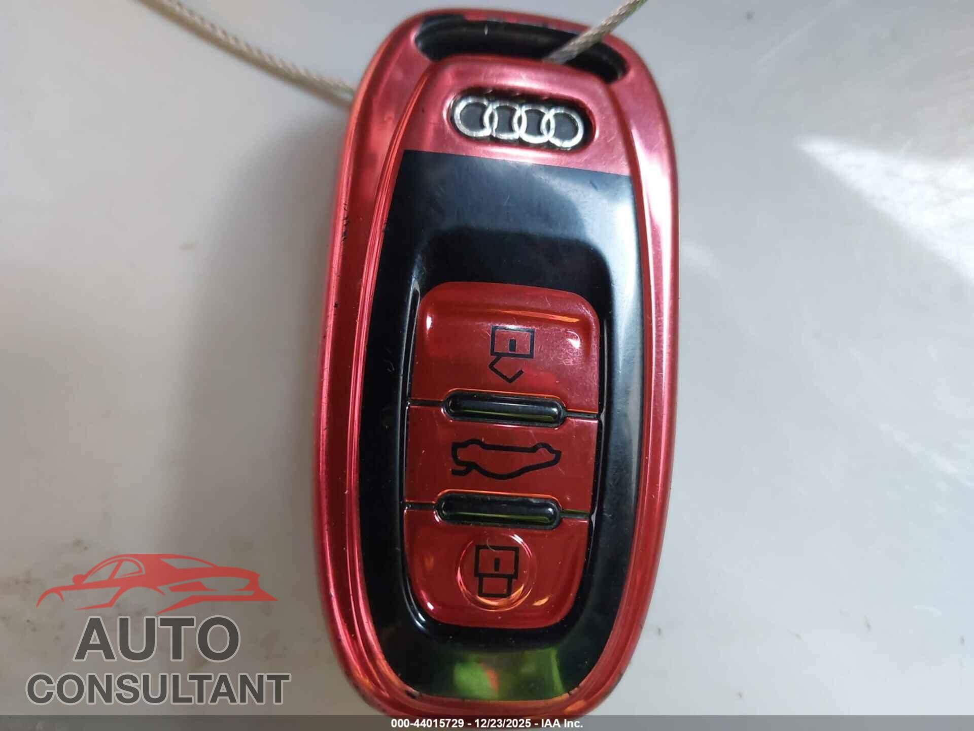 AUDI A6 2014 - WAUDFAFC5EN091975