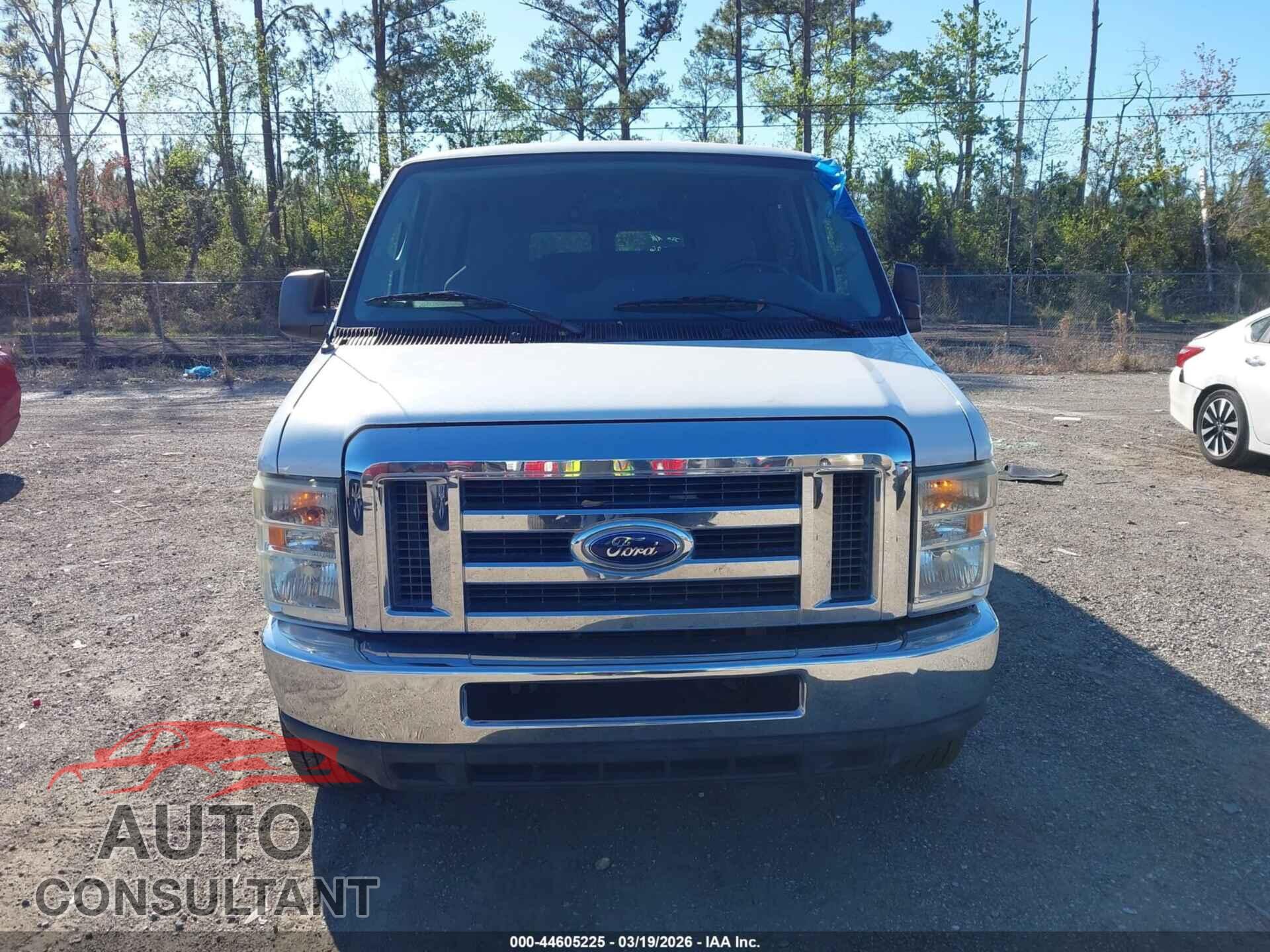 FORD E-350 SUPER DUTY 2012 - 1FBSS3BL5CDA28258