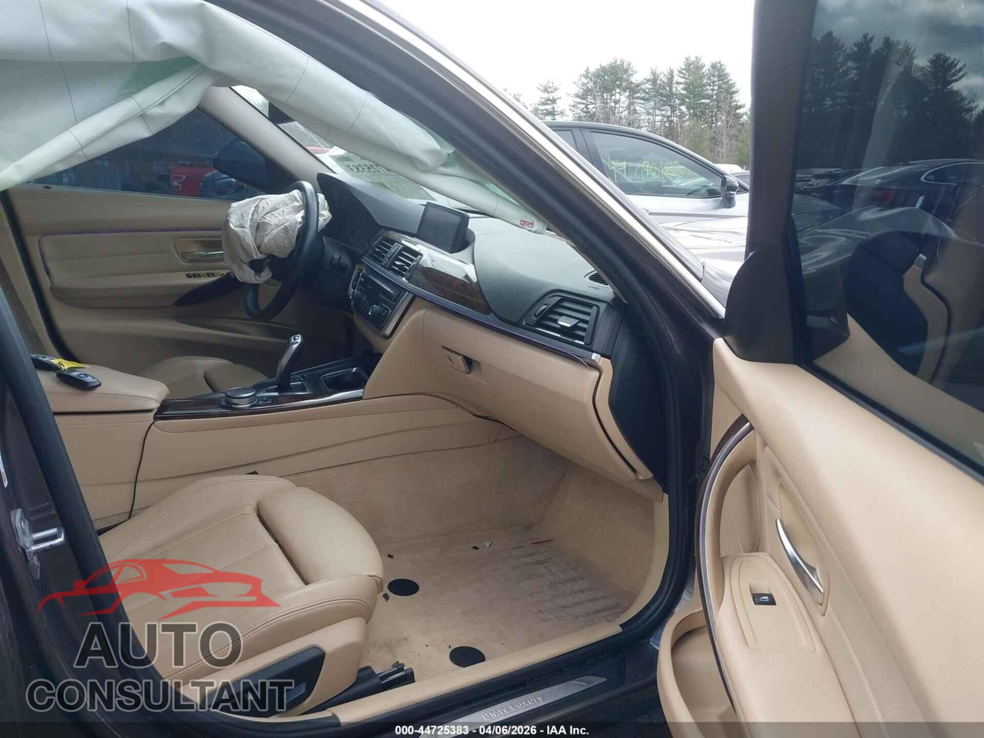 BMW 320I 2015 - WBA3C3G58FNS75700