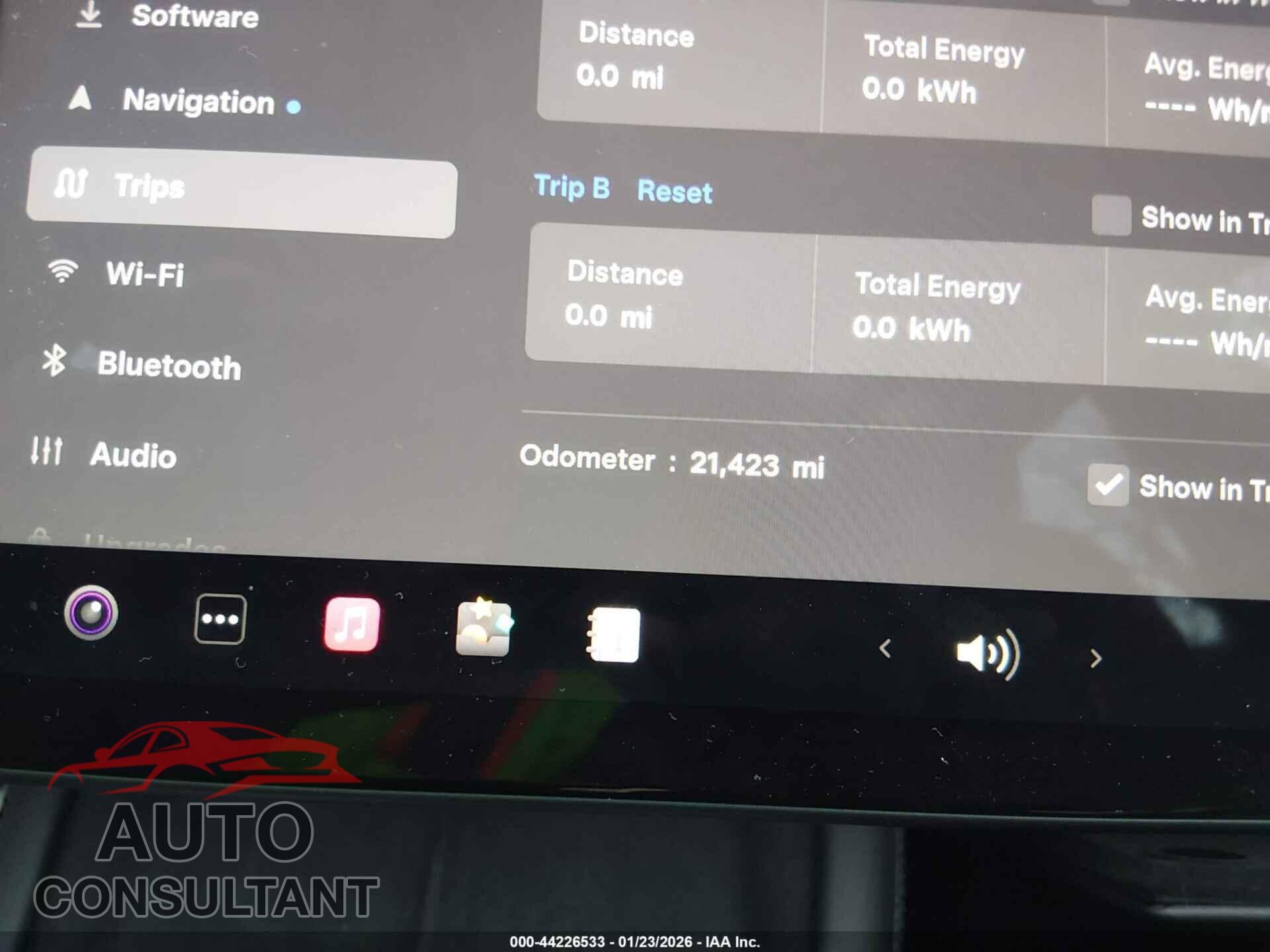 TESLA MODEL 3 2024 - 5YJ3E1EA6RF766576