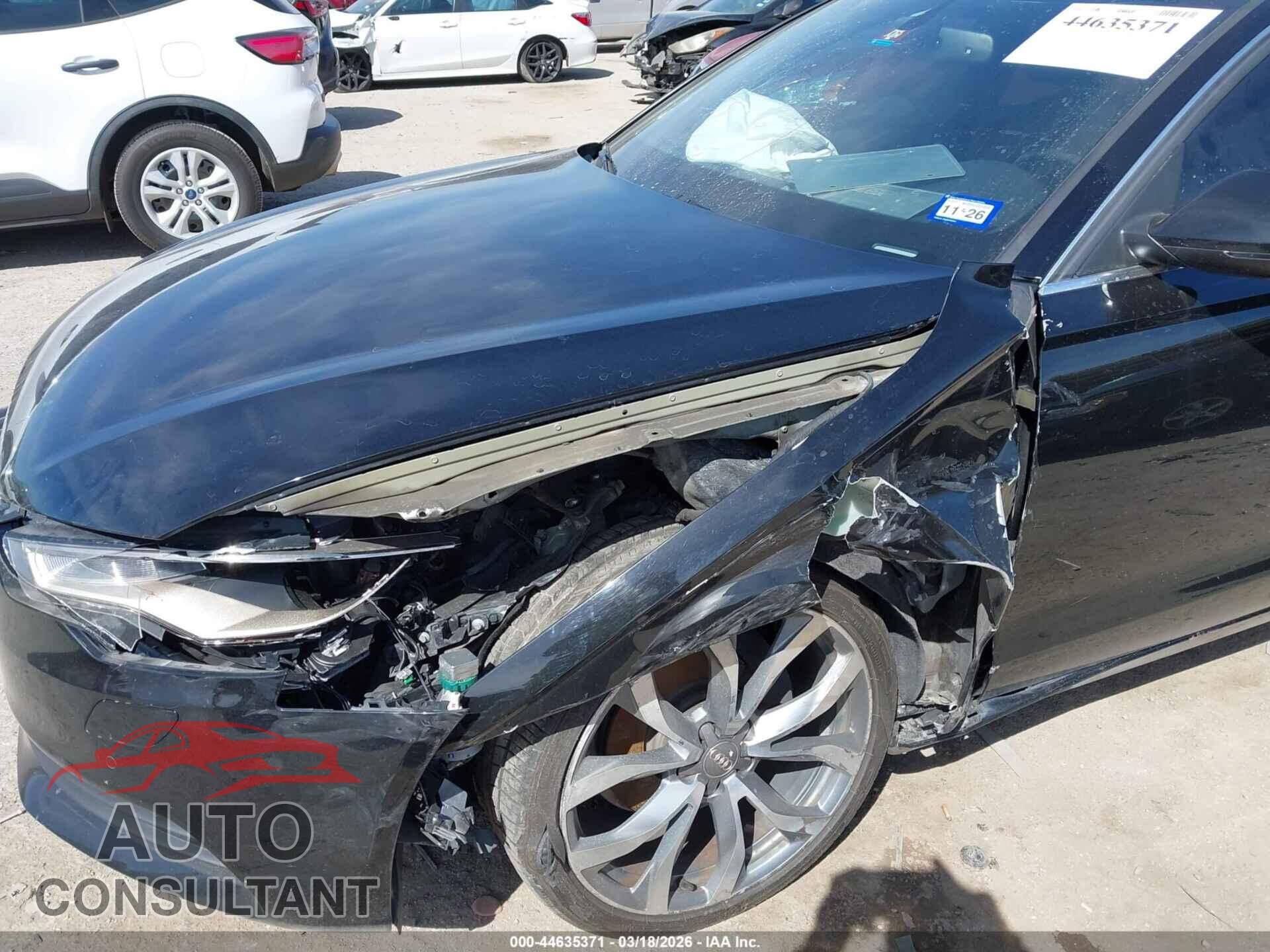 AUDI A6 2013 - WAUDFAFC8DN156039